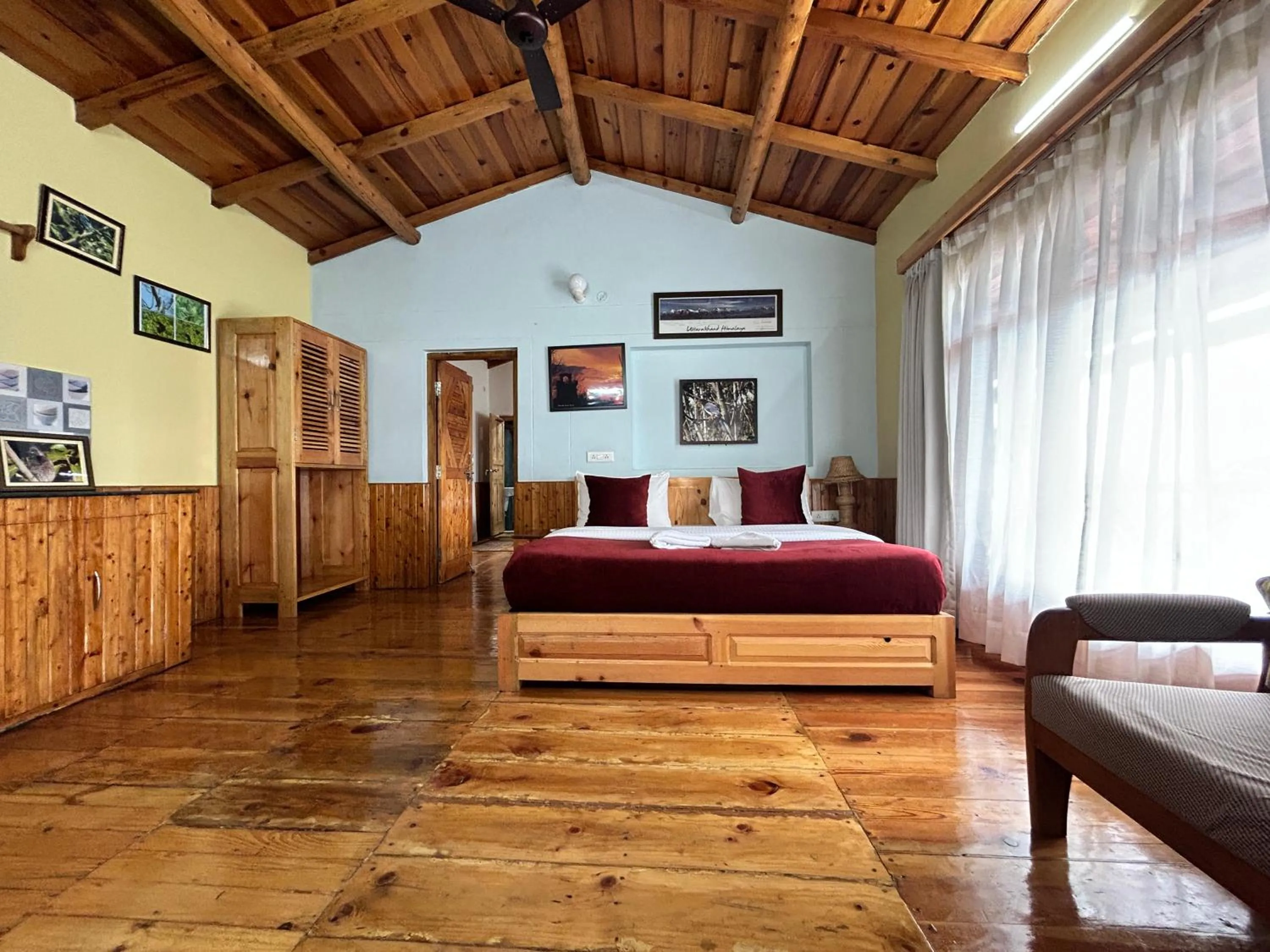 Kasar Himalaya Holiday Resort, Binsar Rd