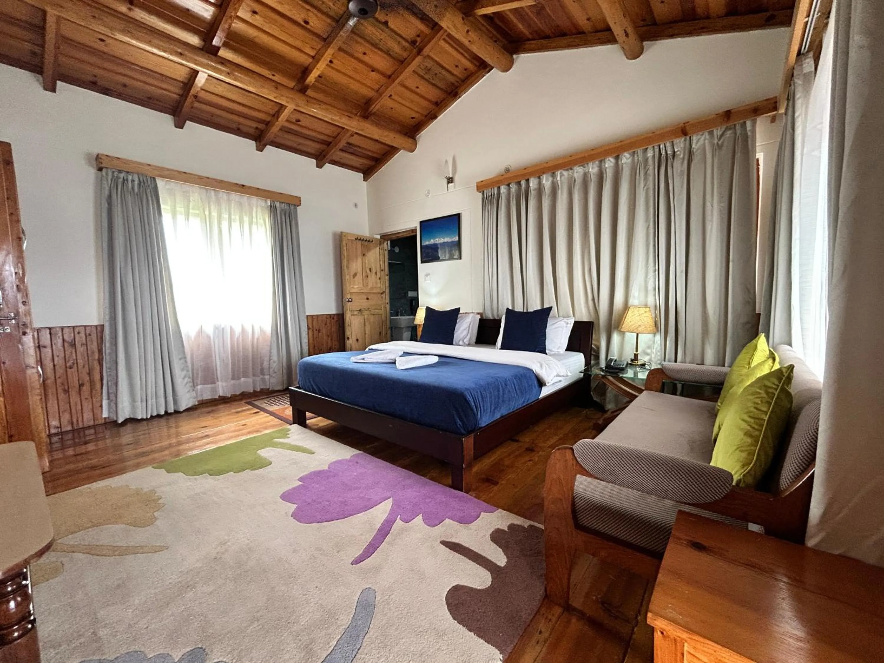 Kasar Himalaya Holiday Resort, Binsar Rd