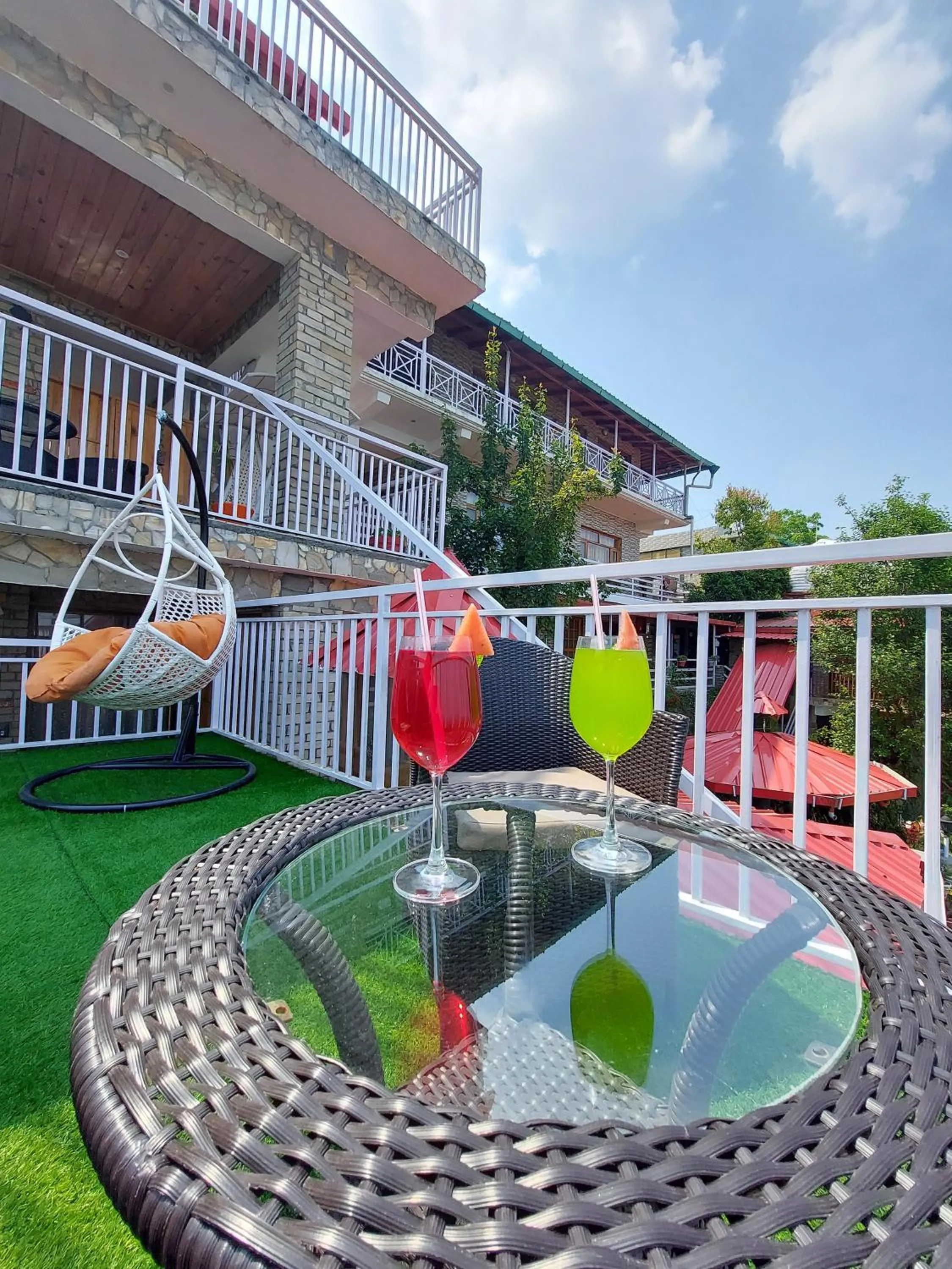 Kasar Himalaya Holiday Resort, Binsar Rd