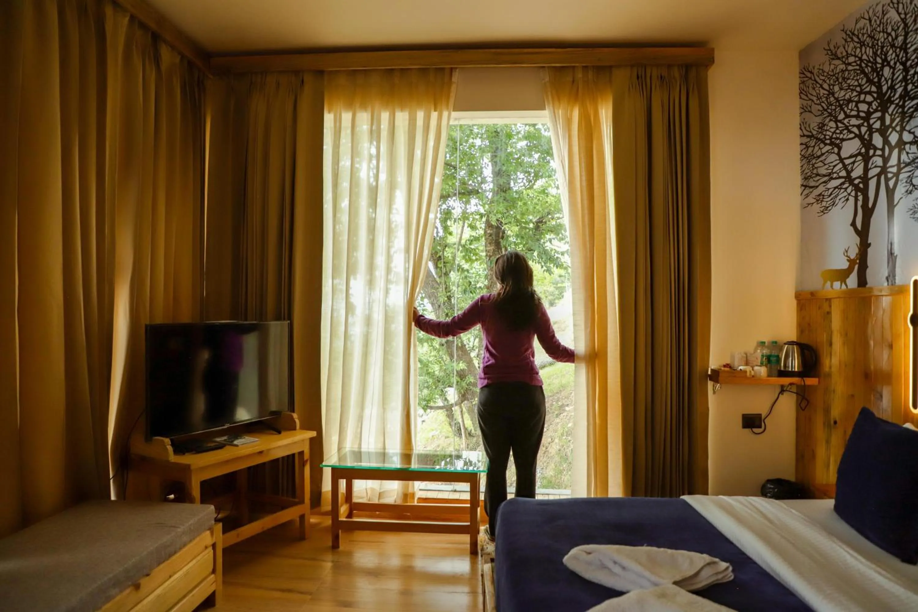 Kasar Himalaya Holiday Resort, Binsar Rd