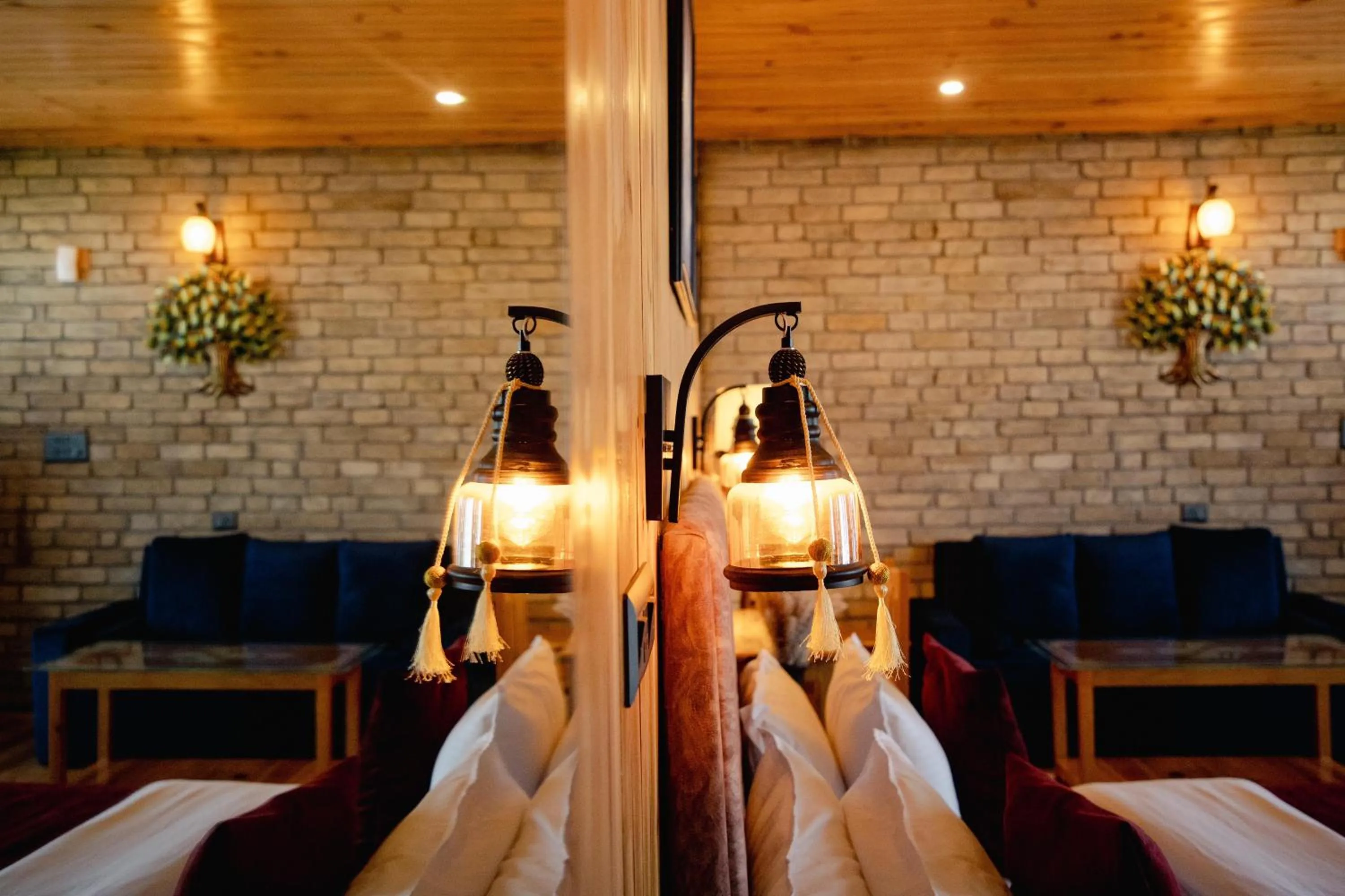 Kasar Himalaya Holiday Resort, Binsar Rd