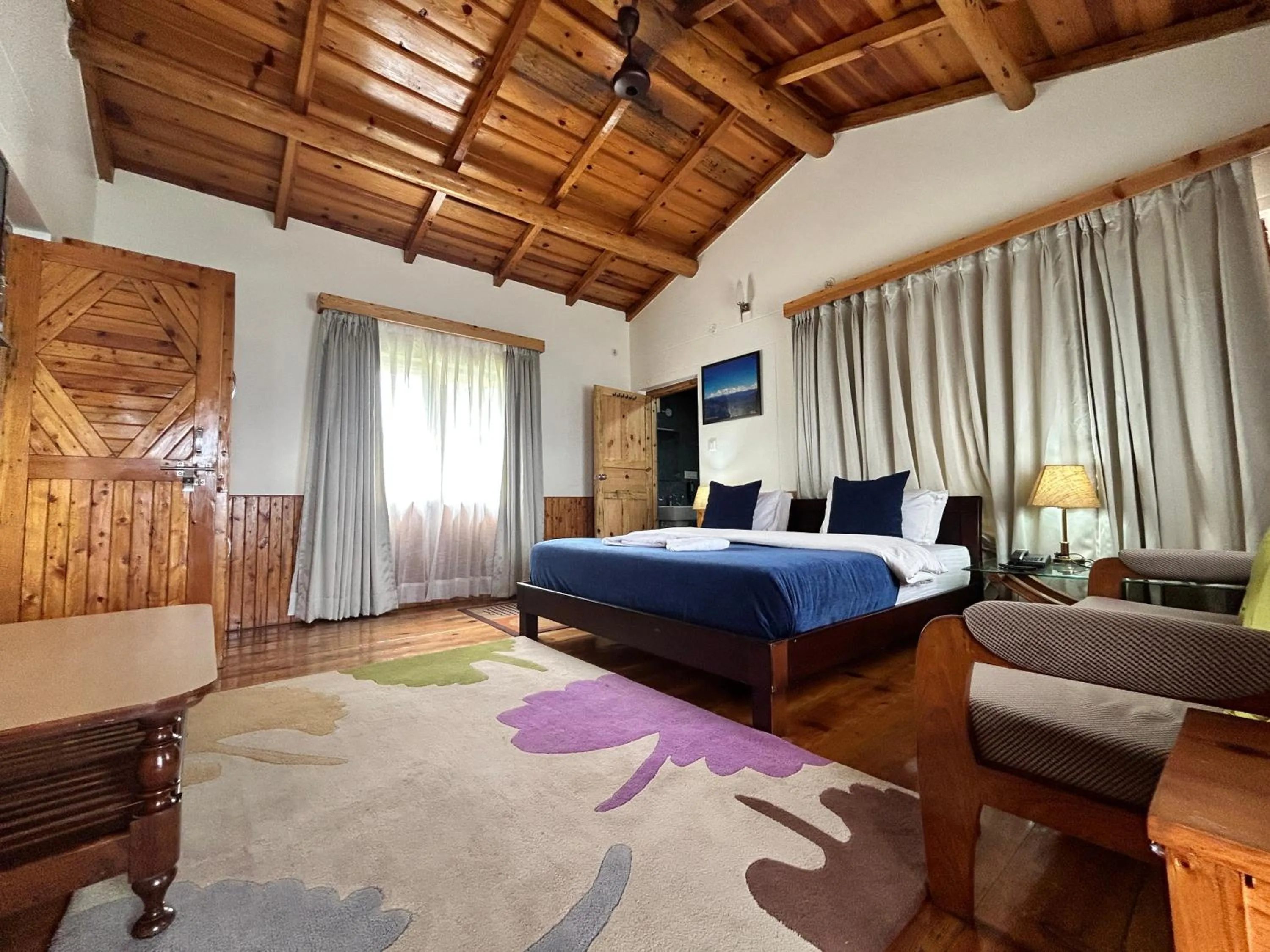 Kasar Himalaya Holiday Resort, Binsar Rd