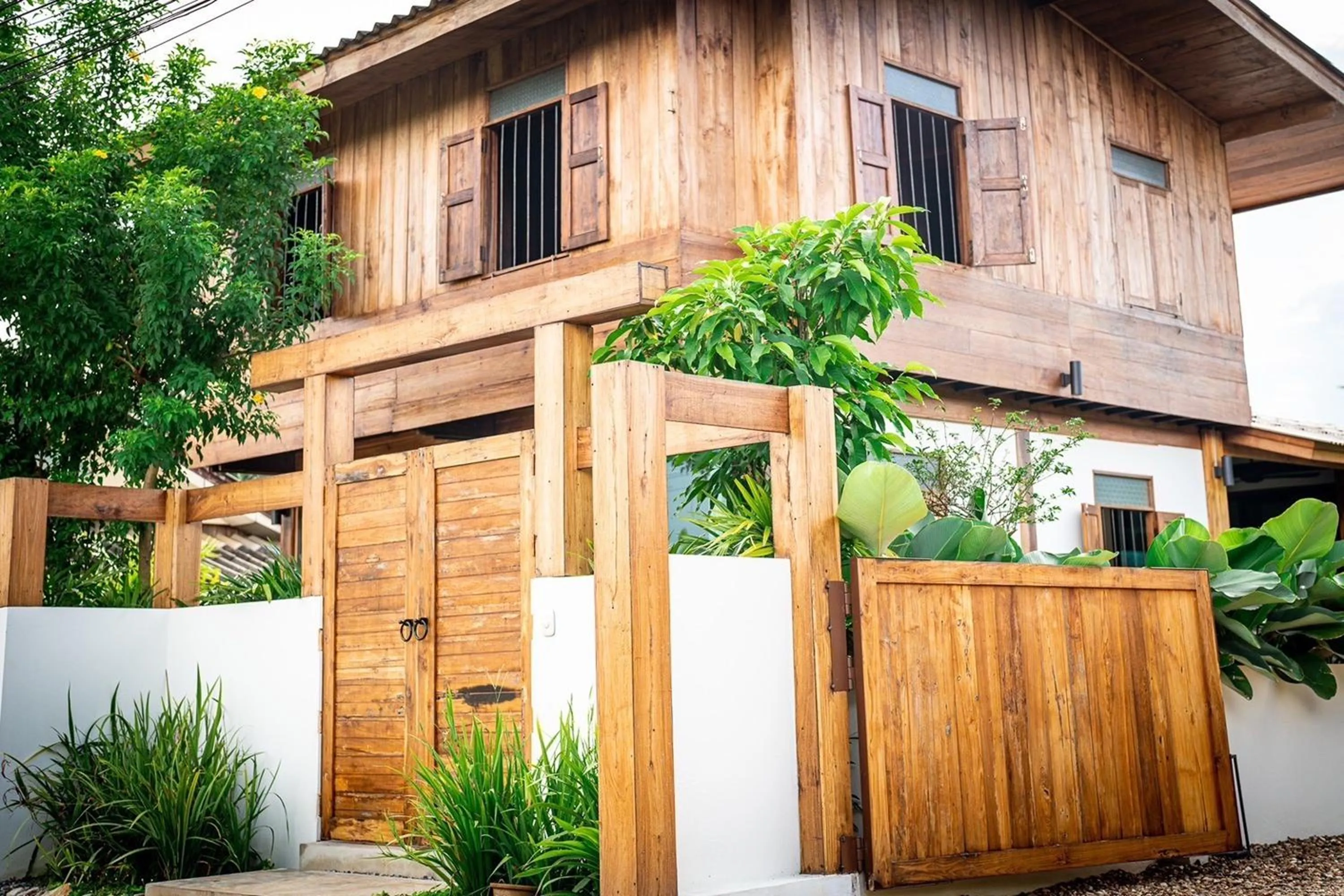 Property building in Baan Inn