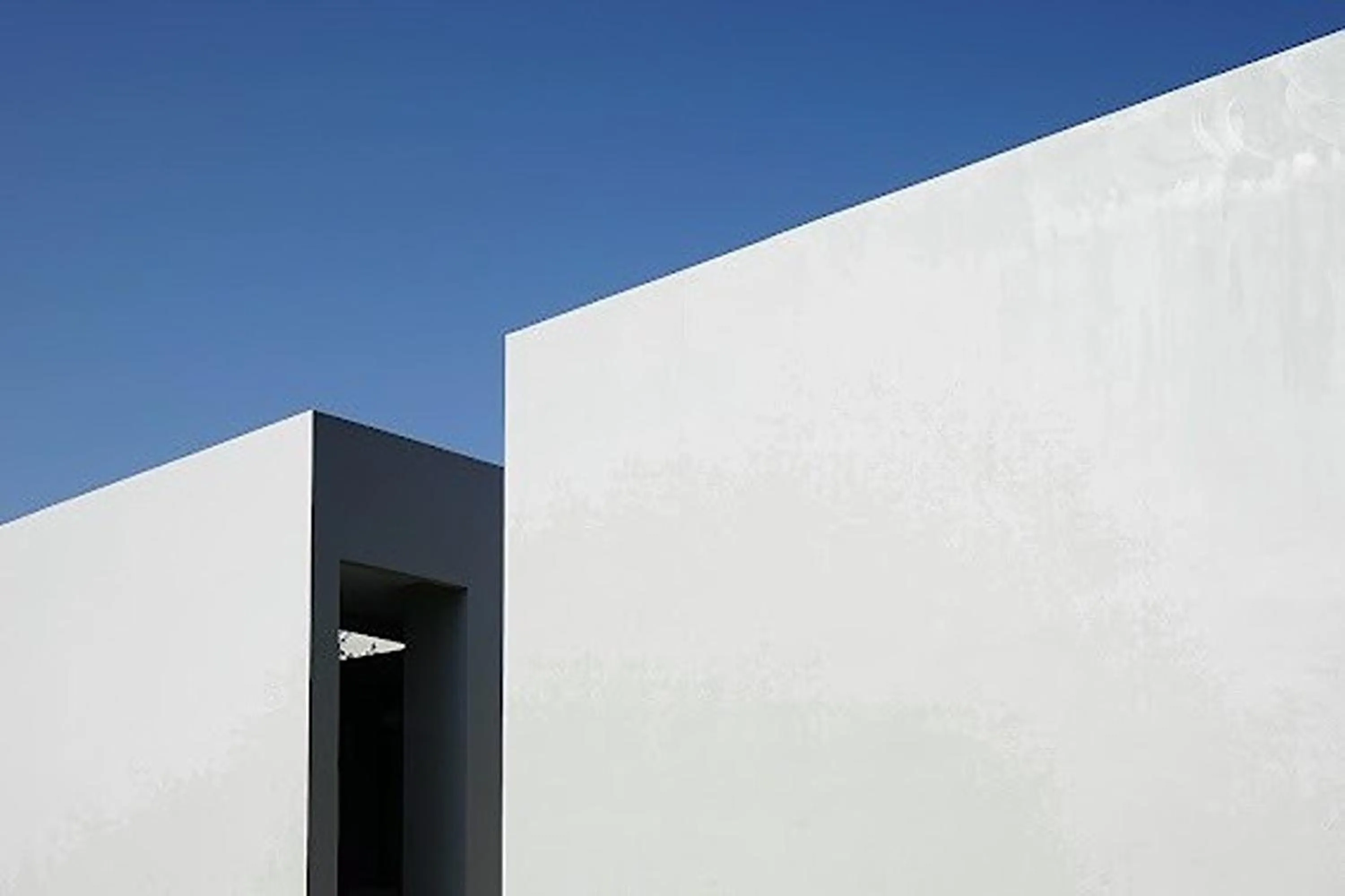 Property building in Mist Villa