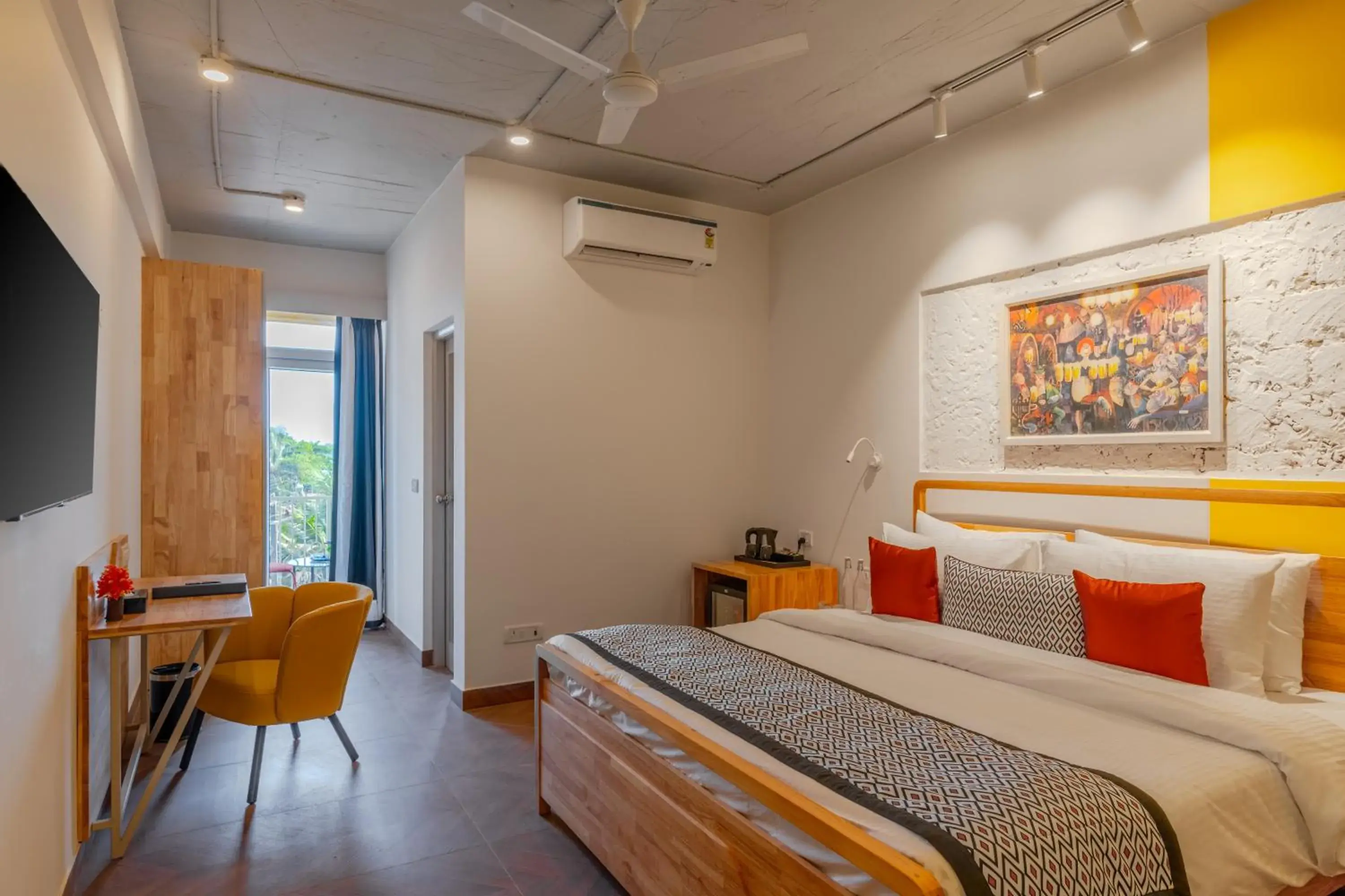 Superior King Room in Bedzzz Xclusiv Morjim, Goa By Leisure Hotels Superior King Room in Bedzzz Xclusiv Morjim, Goa By Leisure Hotels