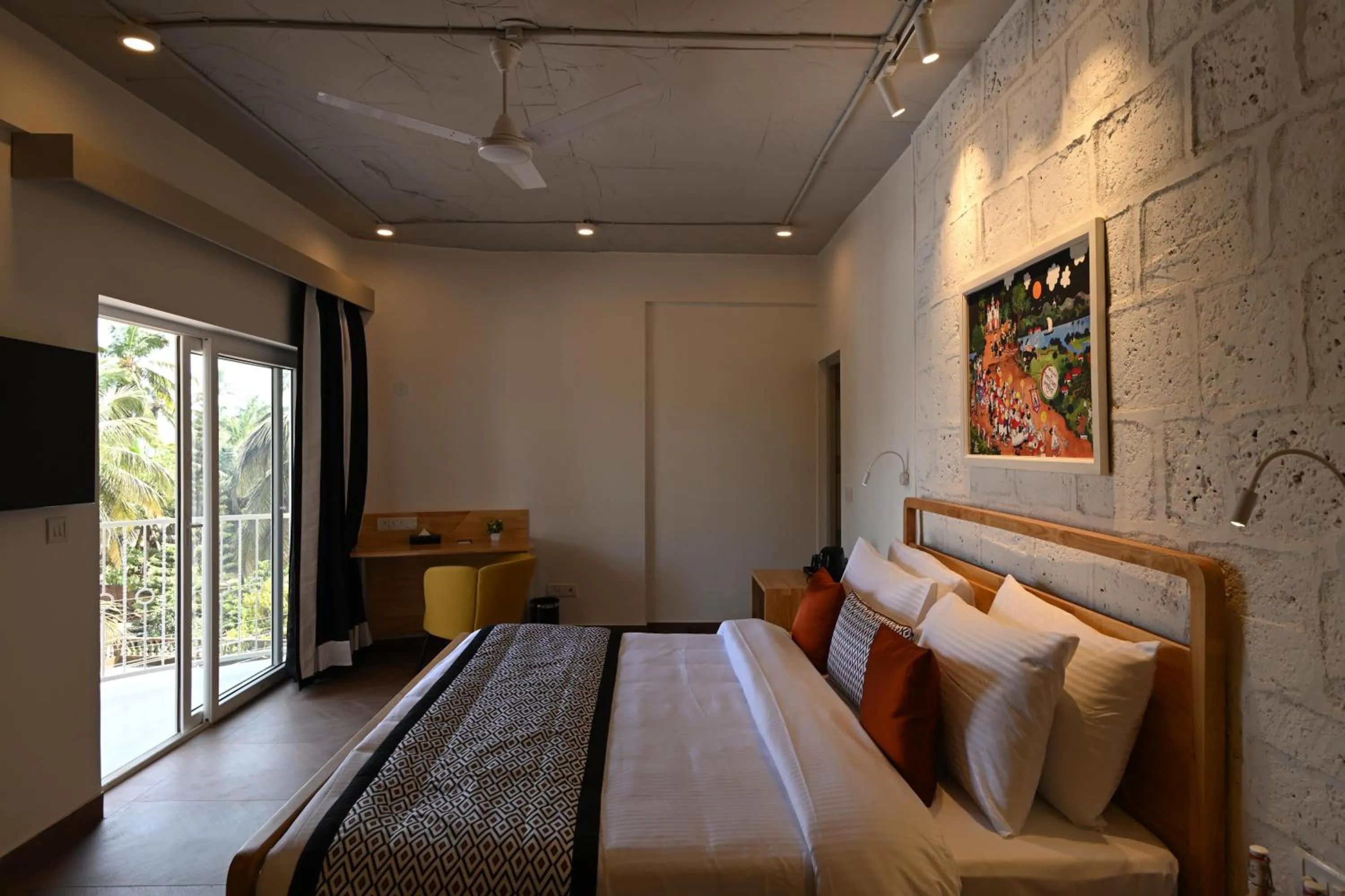 Bedroom, Bed in Bedzzz Xclusiv Morjim, Goa By Leisure Hotels