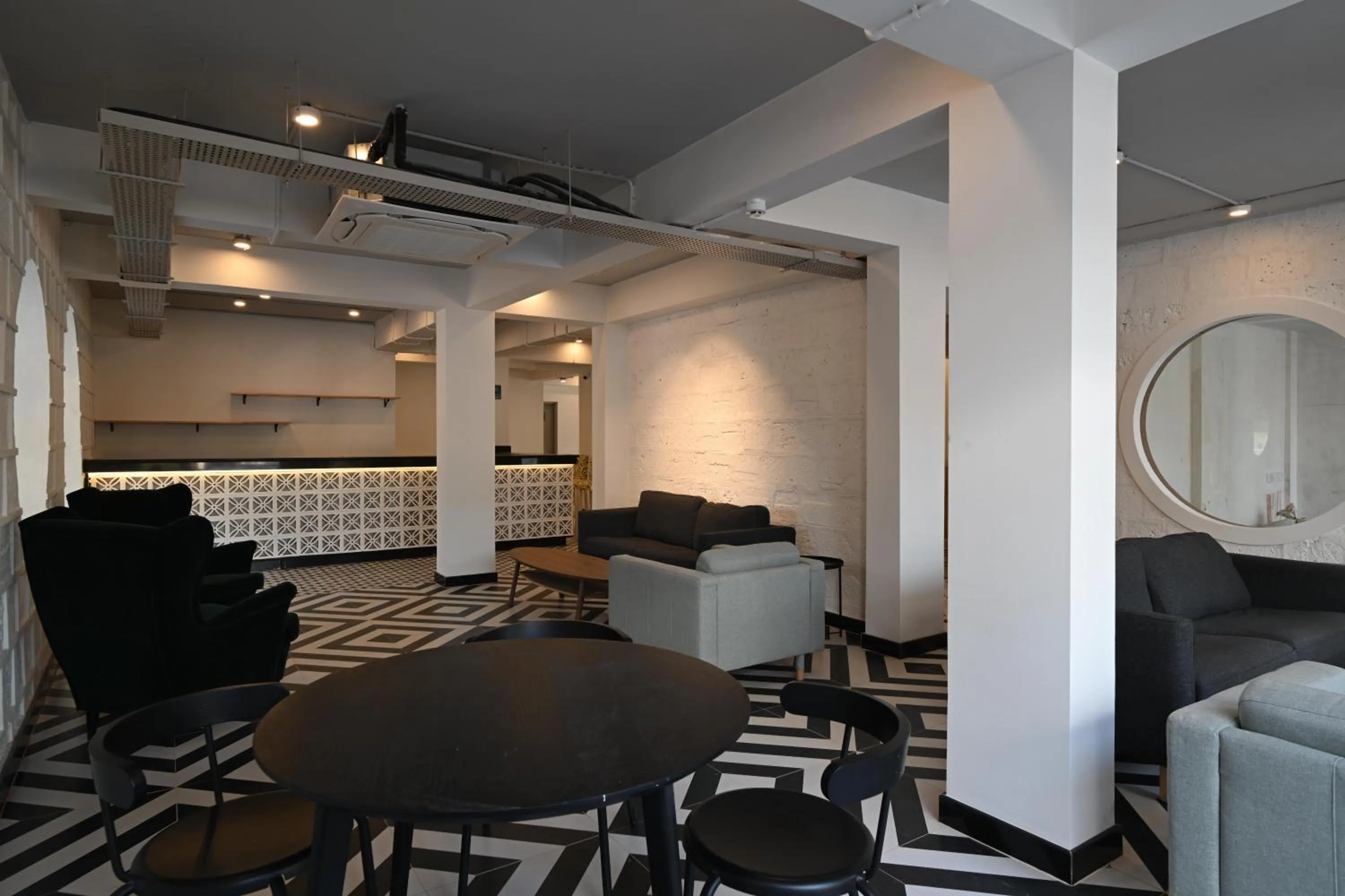 Lobby or reception in Bedzzz Xclusiv Morjim, Goa By Leisure Hotels