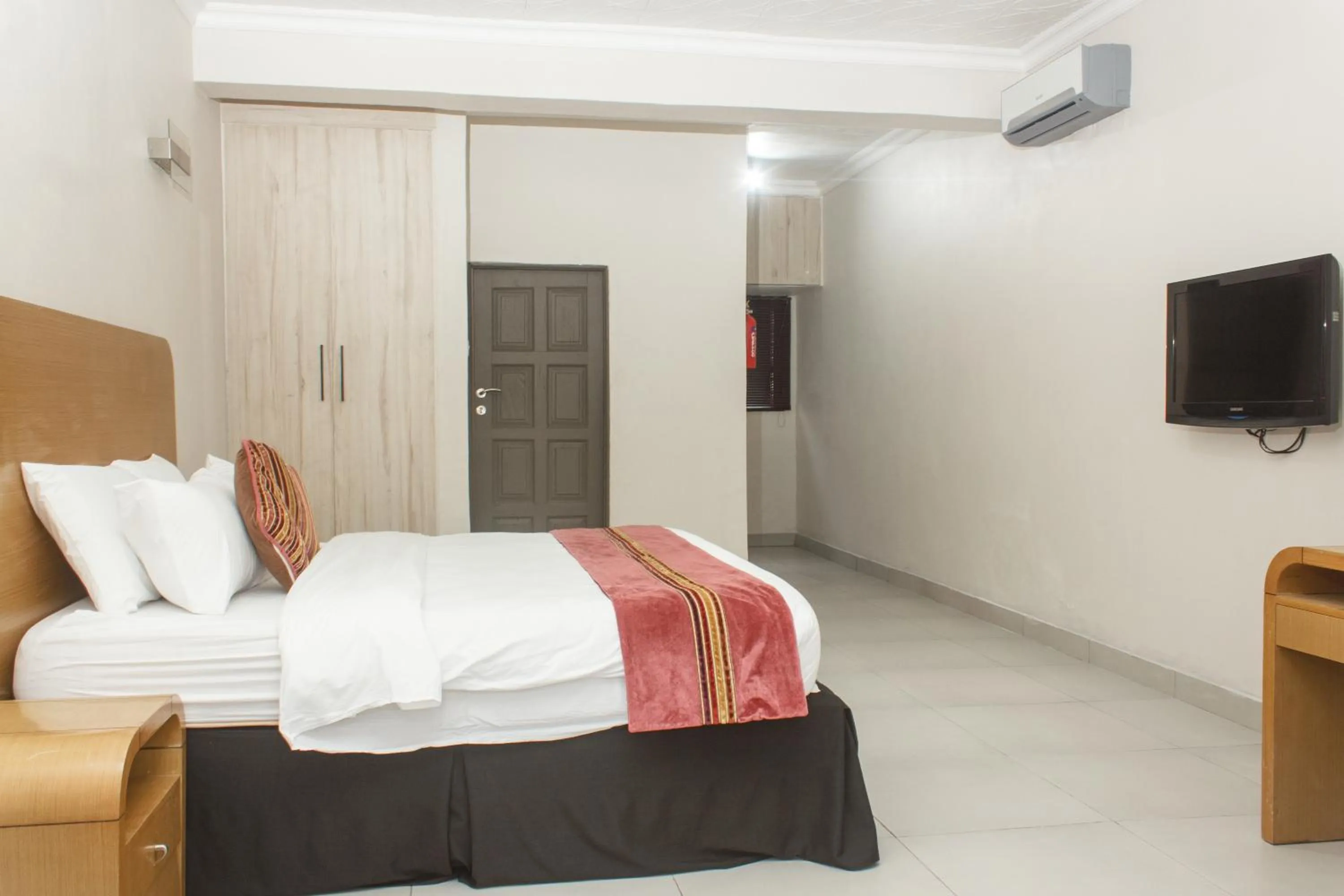 Bed in Cedar Place Limited