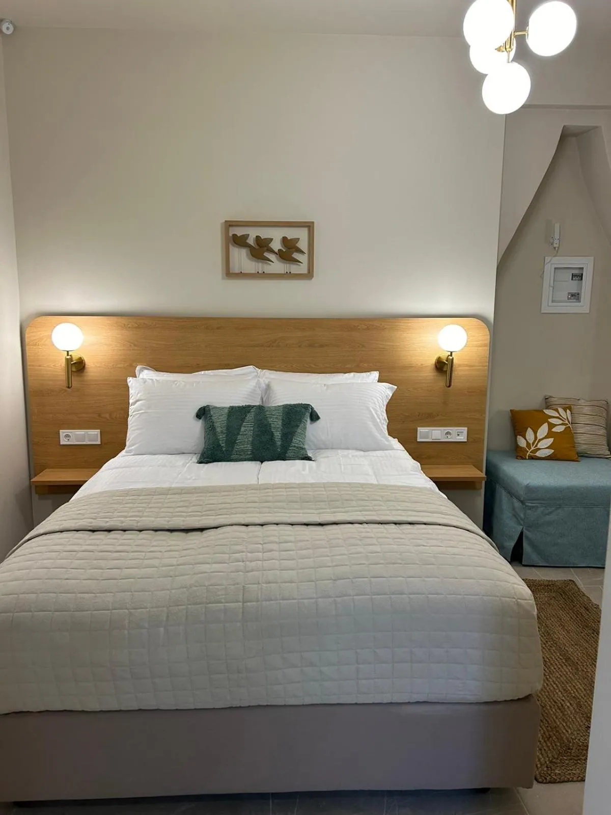 Bed in Living Yard Acropolis