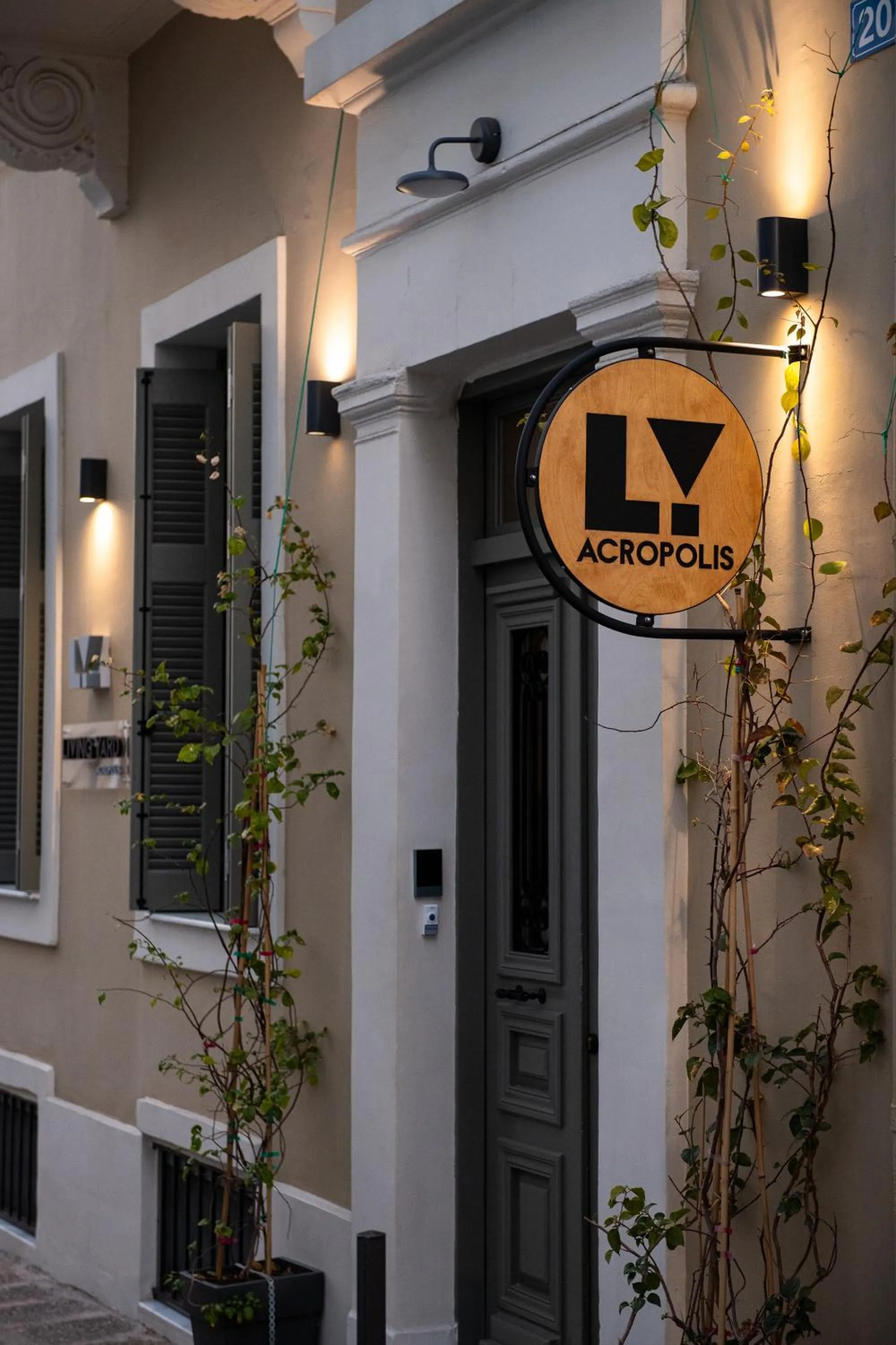 Property building in Living Yard Acropolis