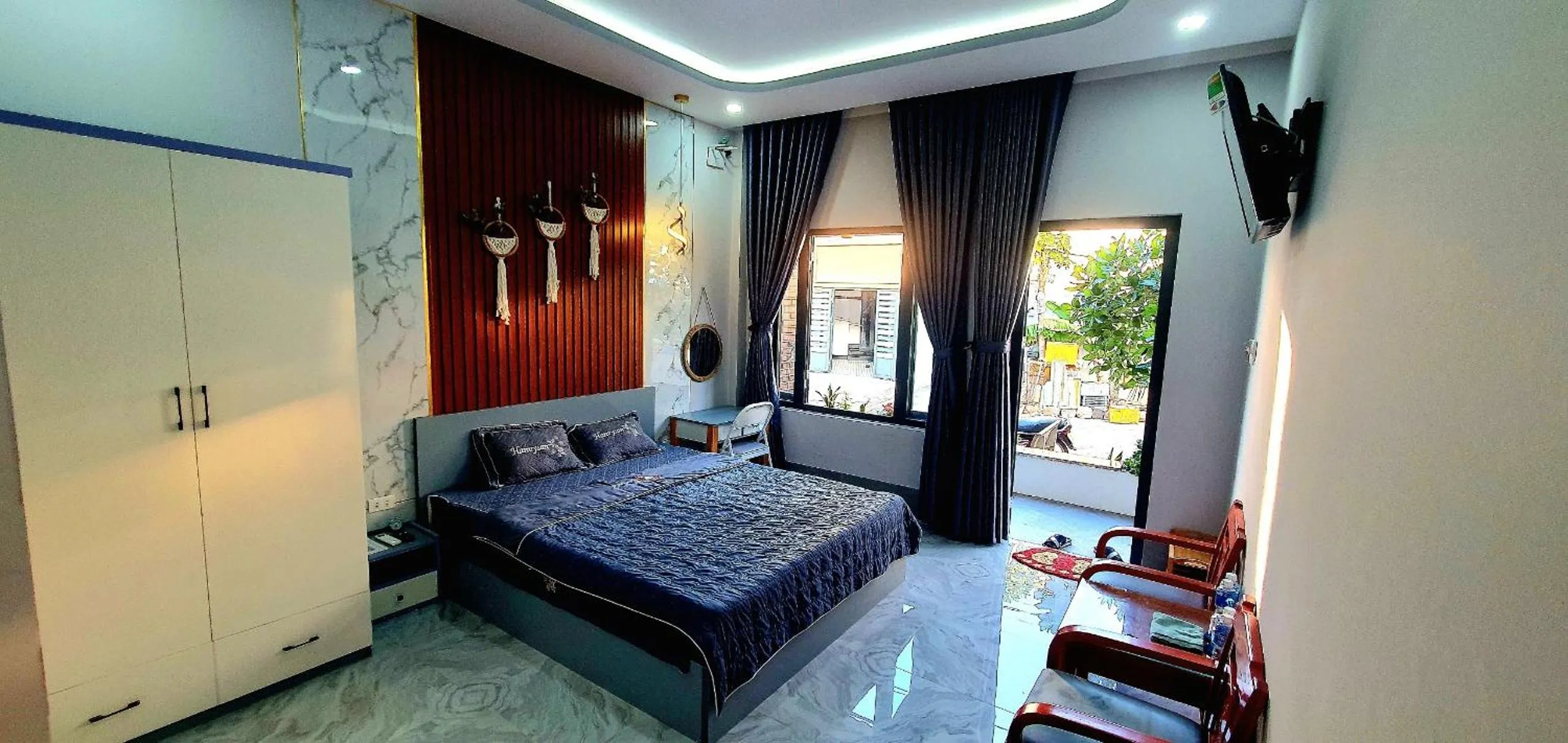 Bed in Homestay Quyên Quỳnh