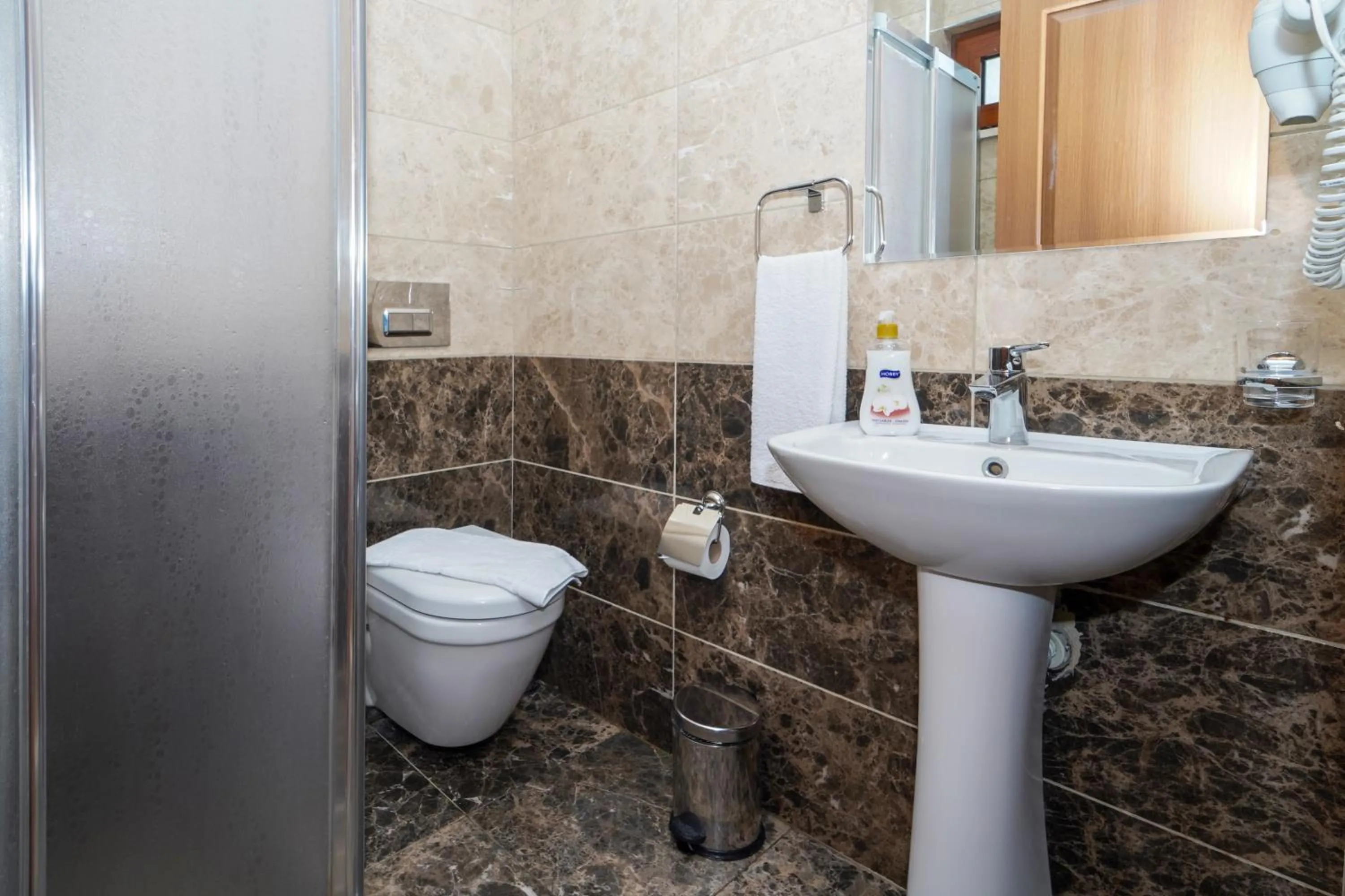 Shower in Akyaka Nehir Butik Otel