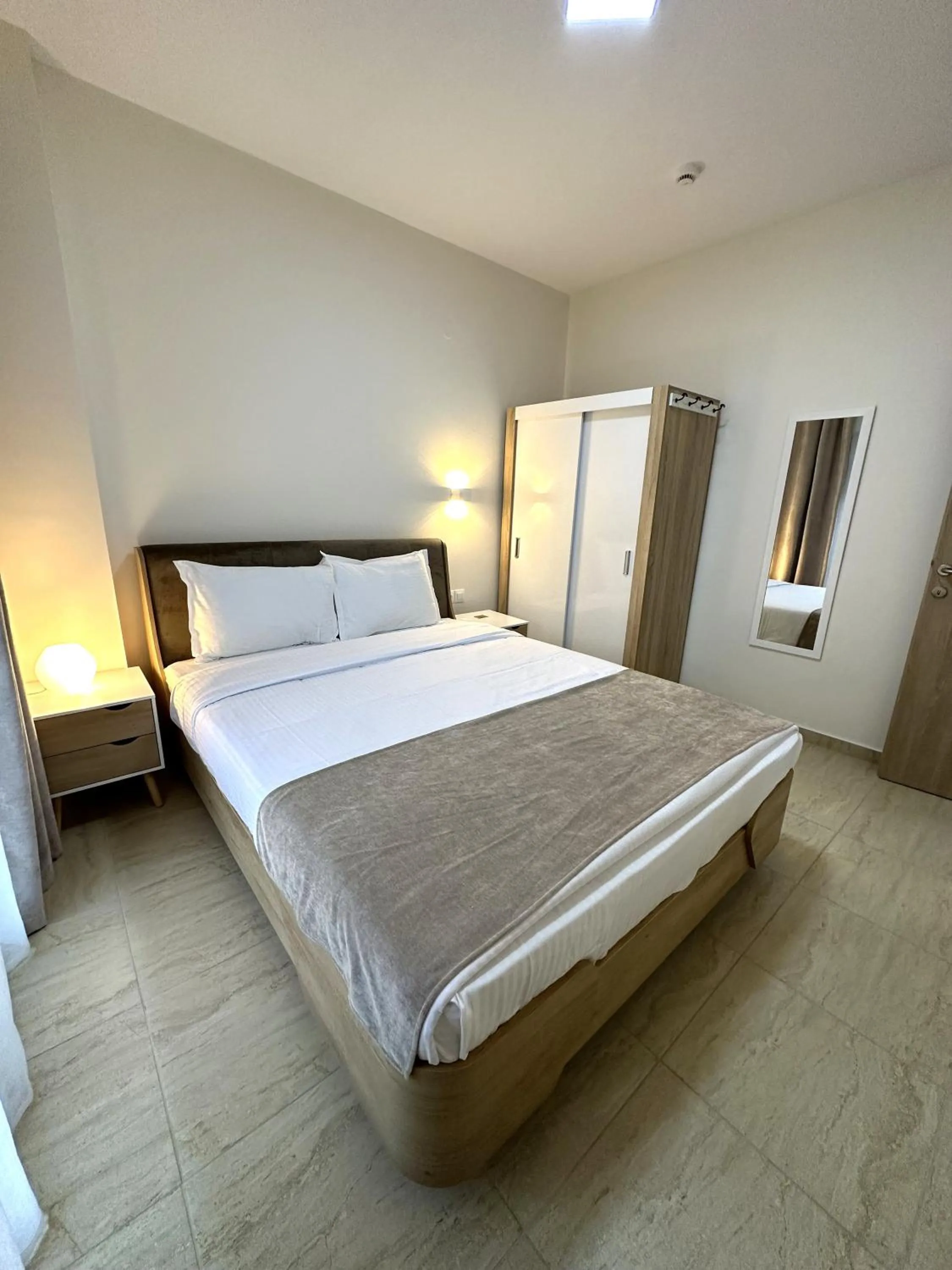 Bedroom, Bed in Navarino Luxe Suites