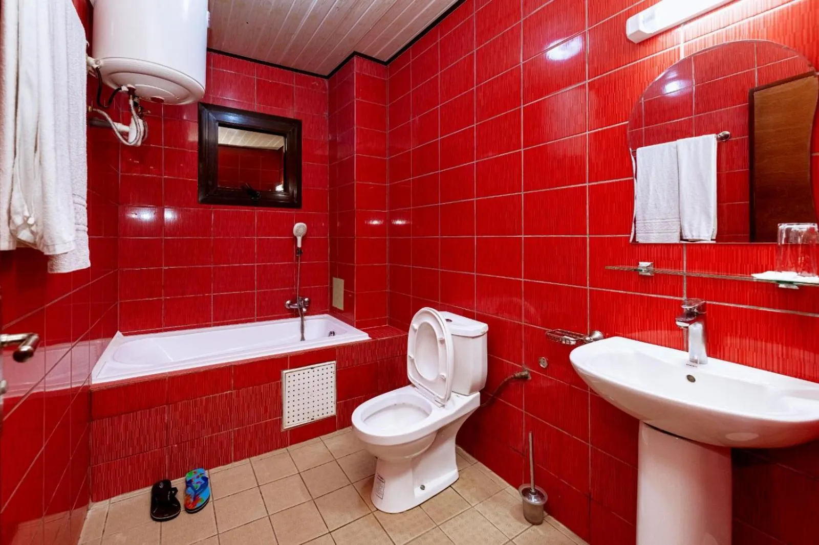 Shower in HOTEL DE L'OCEAN KRIBI