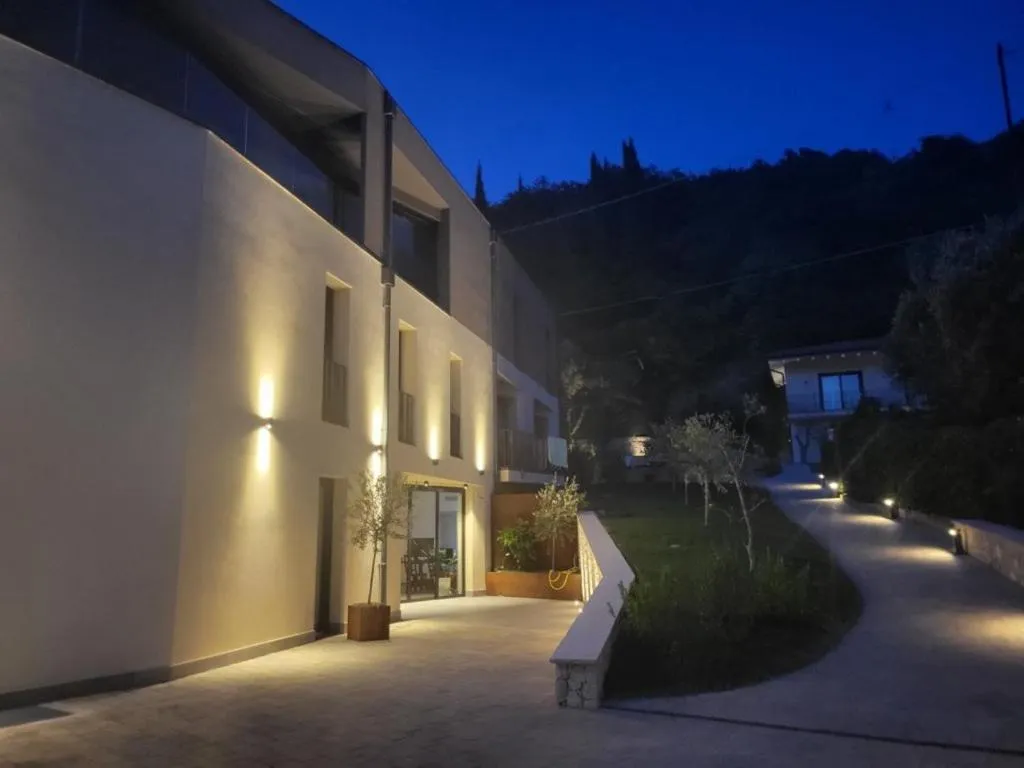 Attilio High Living Suites - Adults Only