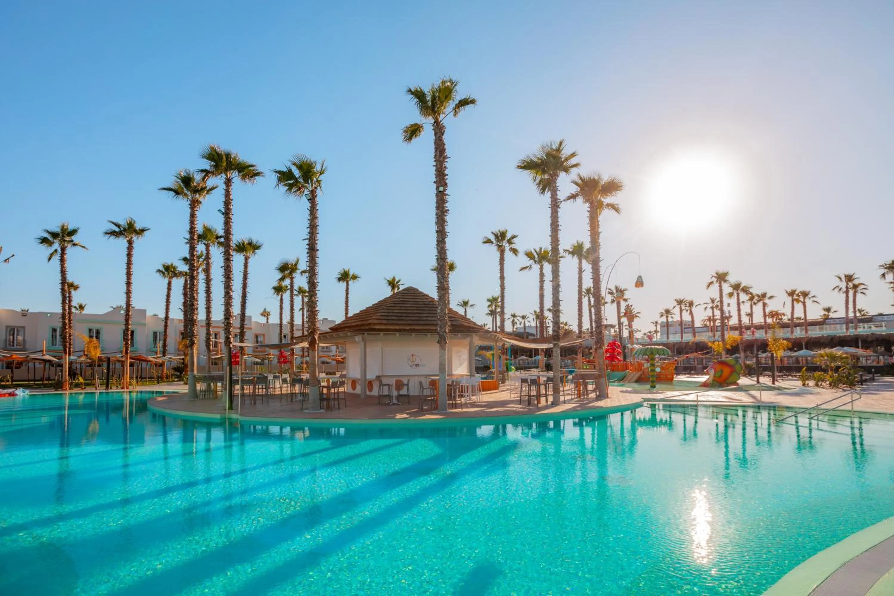 Day in ON City Resort All Inclusive Prime