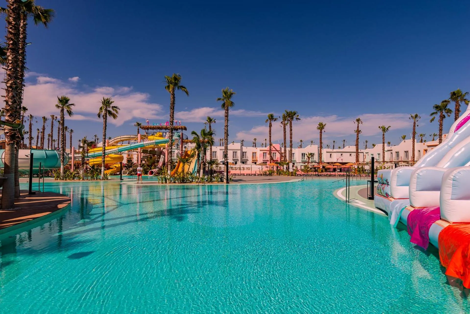 Day in ON City Resort All Inclusive Prime