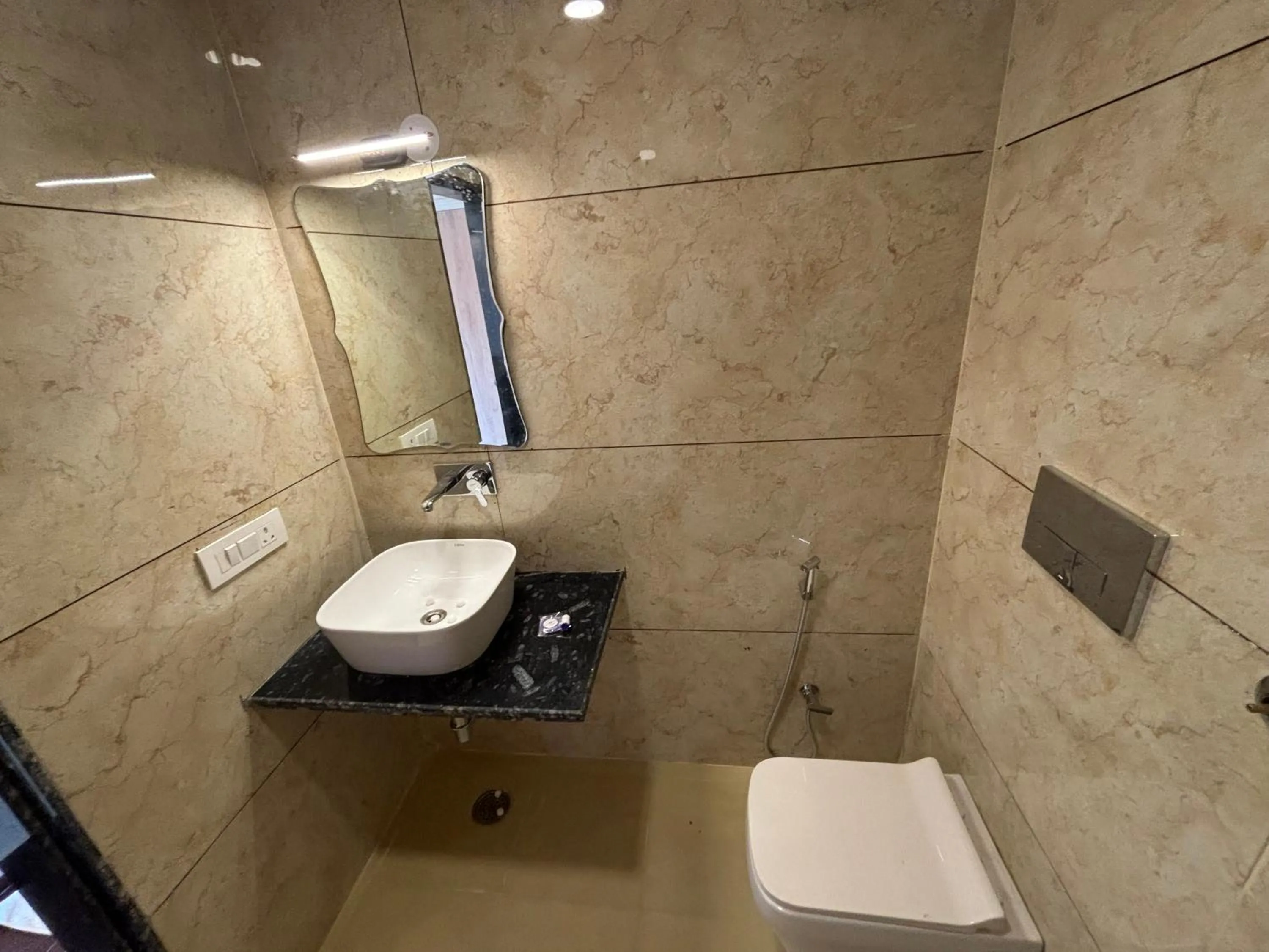 Bathroom in Hotel Maya international