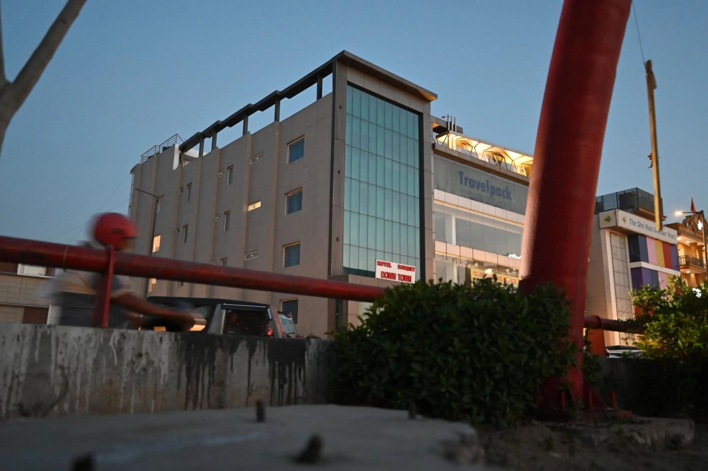 Hotel Down Town Paschim Vihar