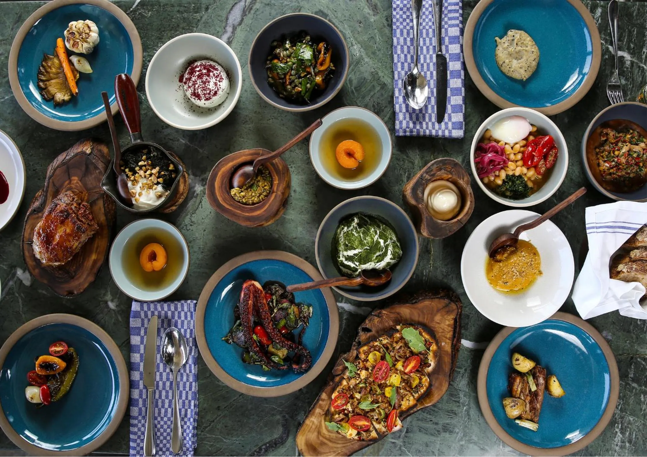 Food and drinks in Elmira Pera Hotel & - Special Class