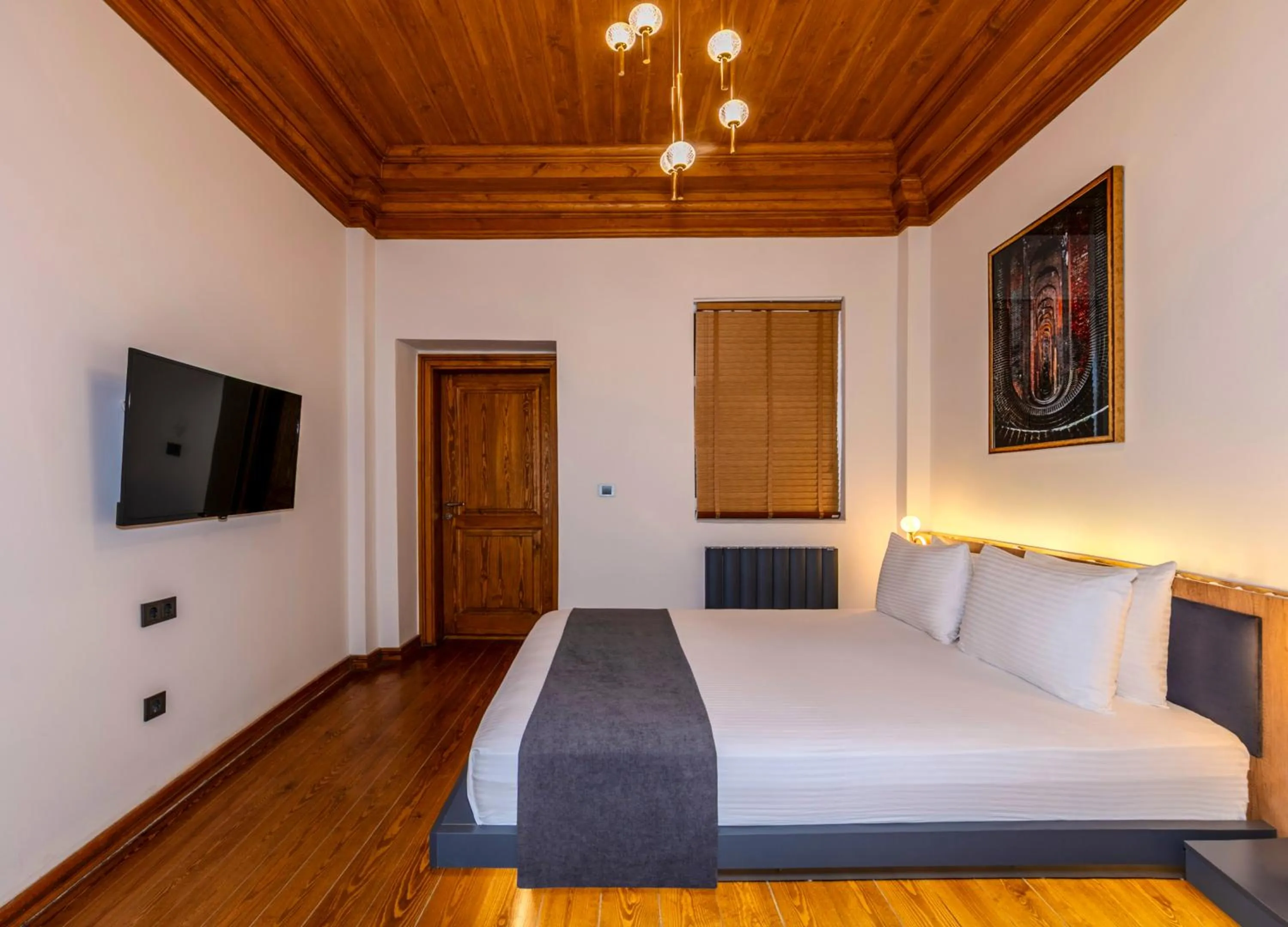 Photo of the whole room, Bed in Elmira Pera Hotel & - Special Class