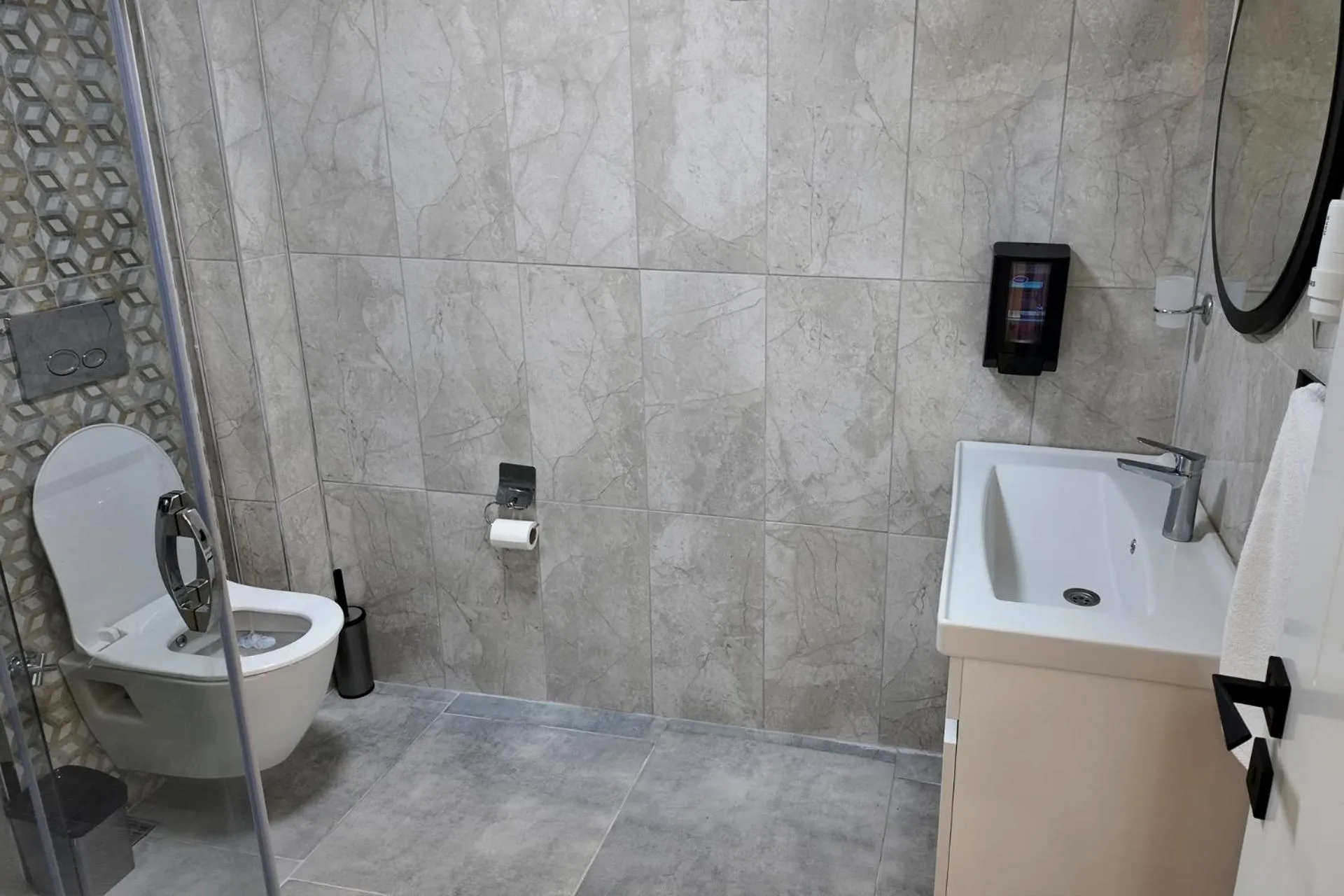 Toilet in Villa Kent Termal Otel