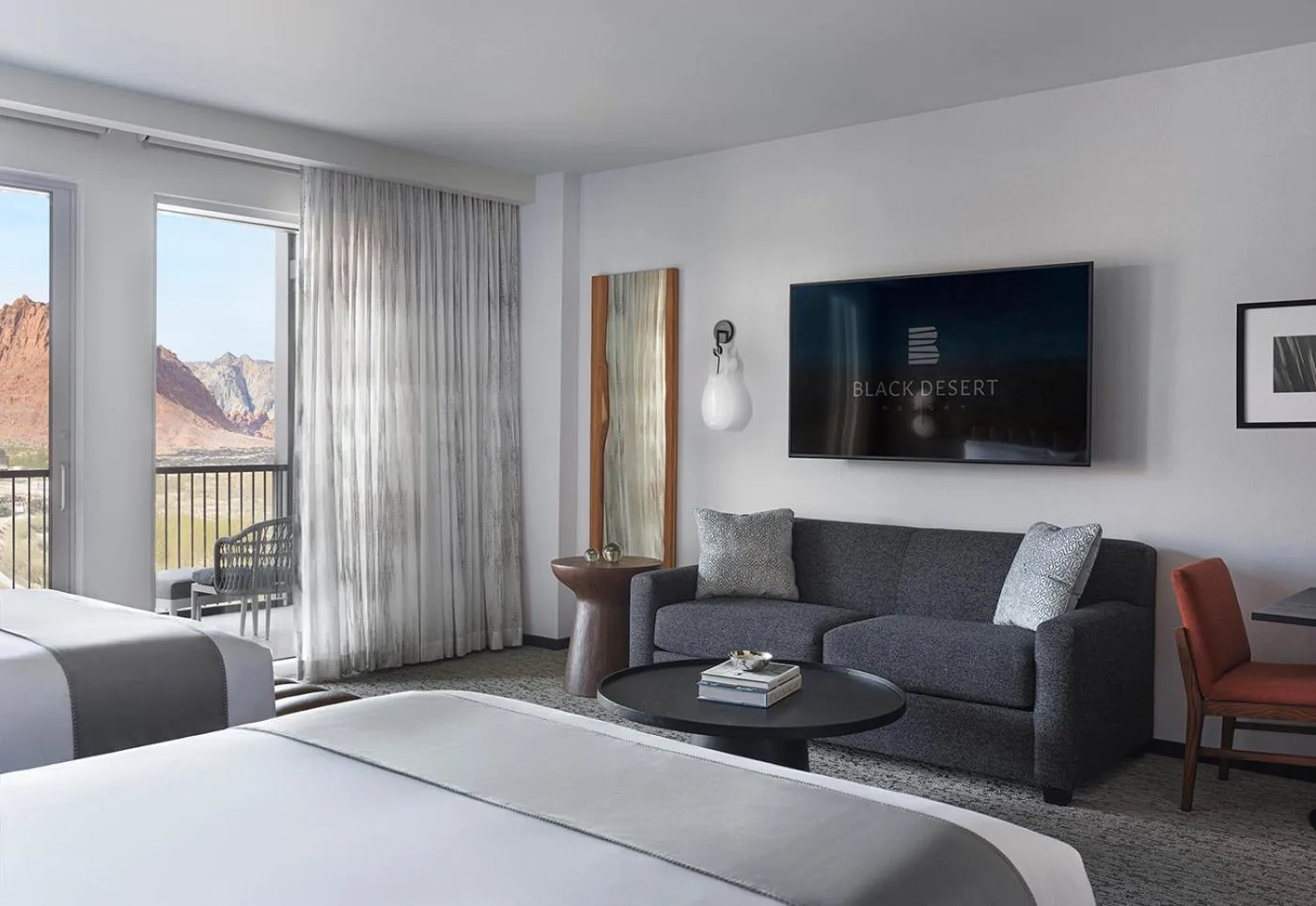 Bedroom, Bed in Black Desert Resort