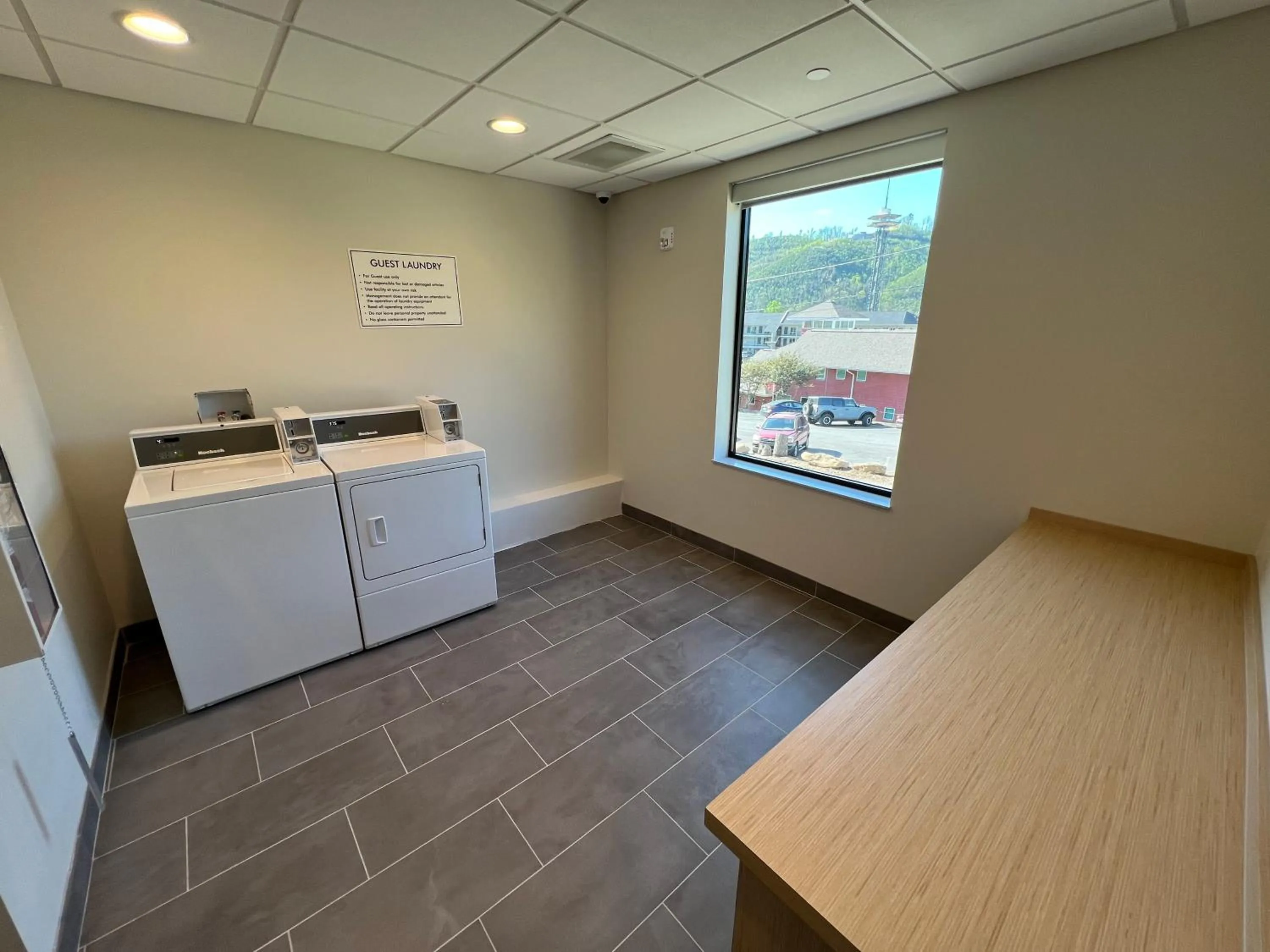 laundry in Comfort Suites Gatlinburg Downtown-Convention Center
