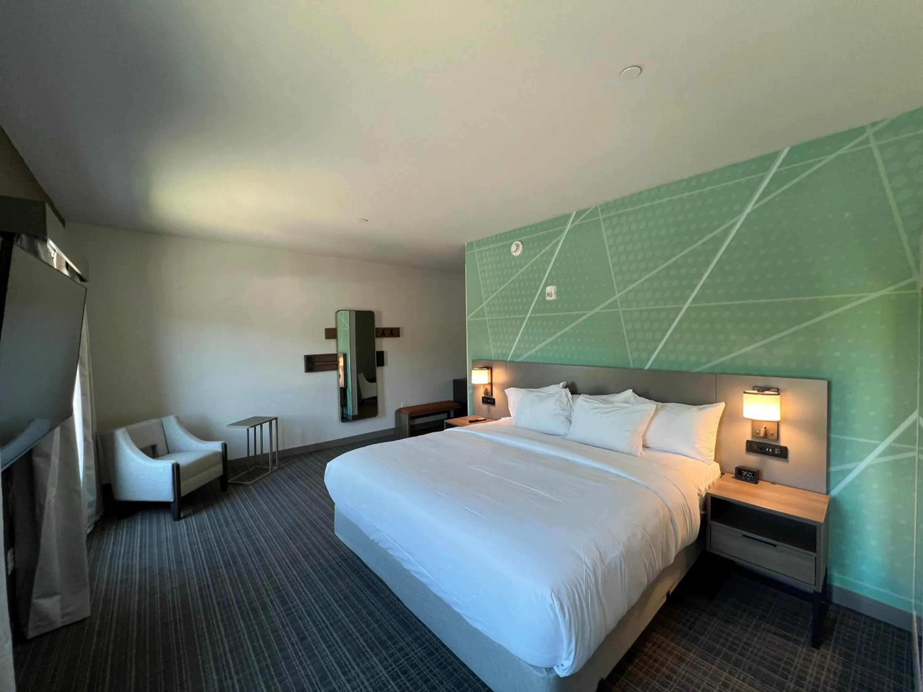 Bed in Comfort Suites Gatlinburg Downtown-Convention Center