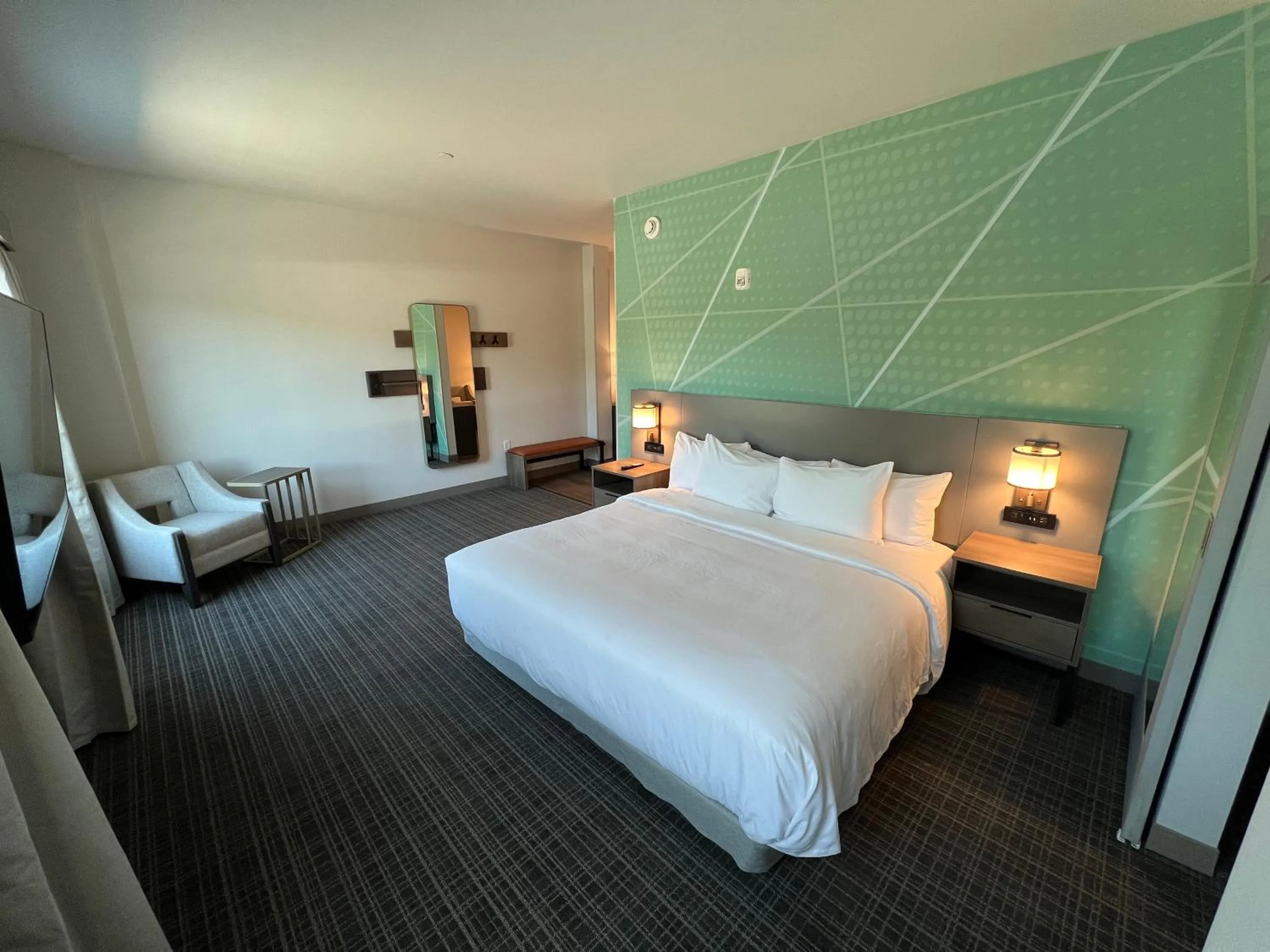 Bed in Comfort Suites Gatlinburg Downtown-Convention Center