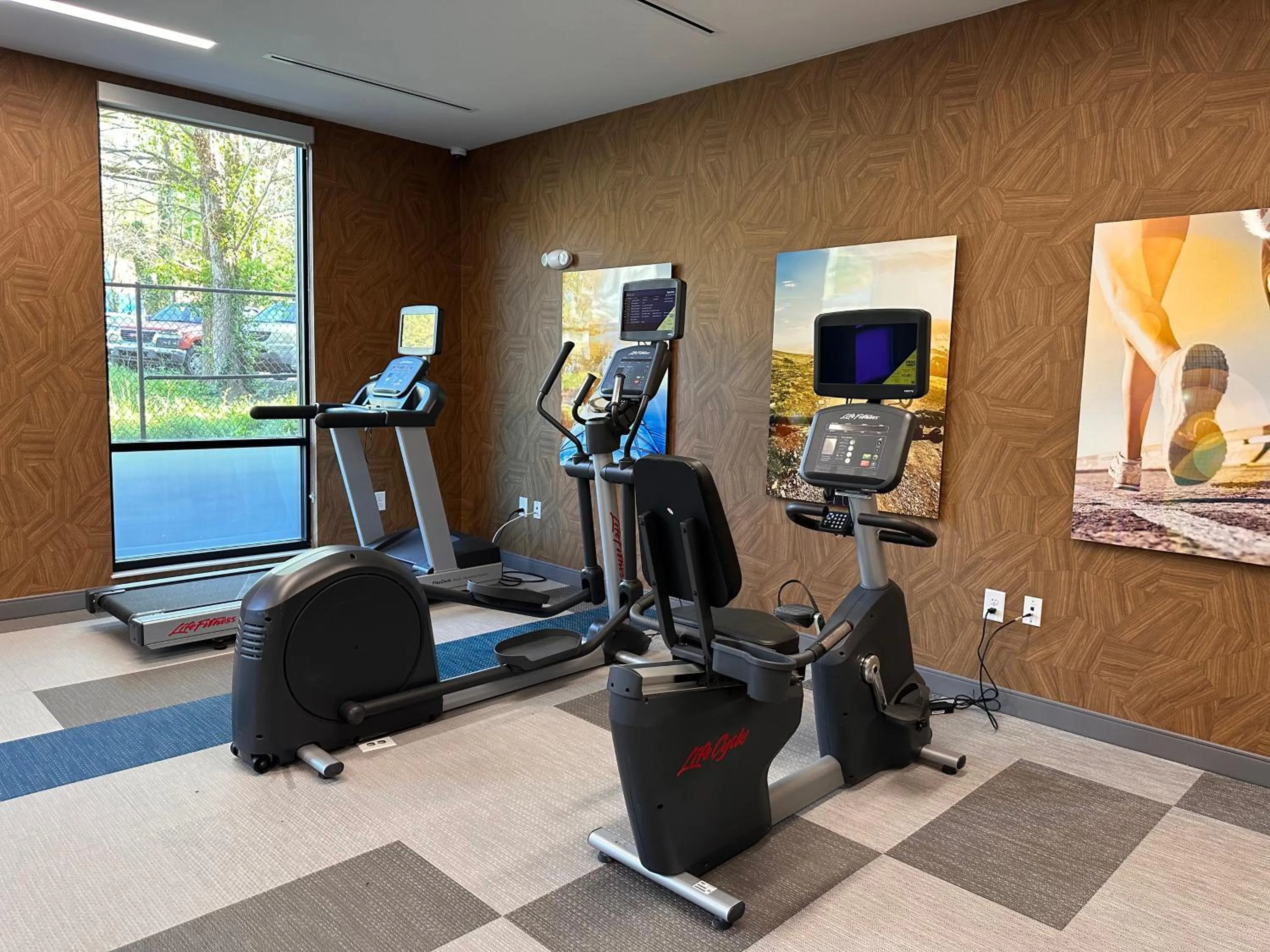 Fitness centre/facilities in Comfort Suites Gatlinburg Downtown-Convention Center
