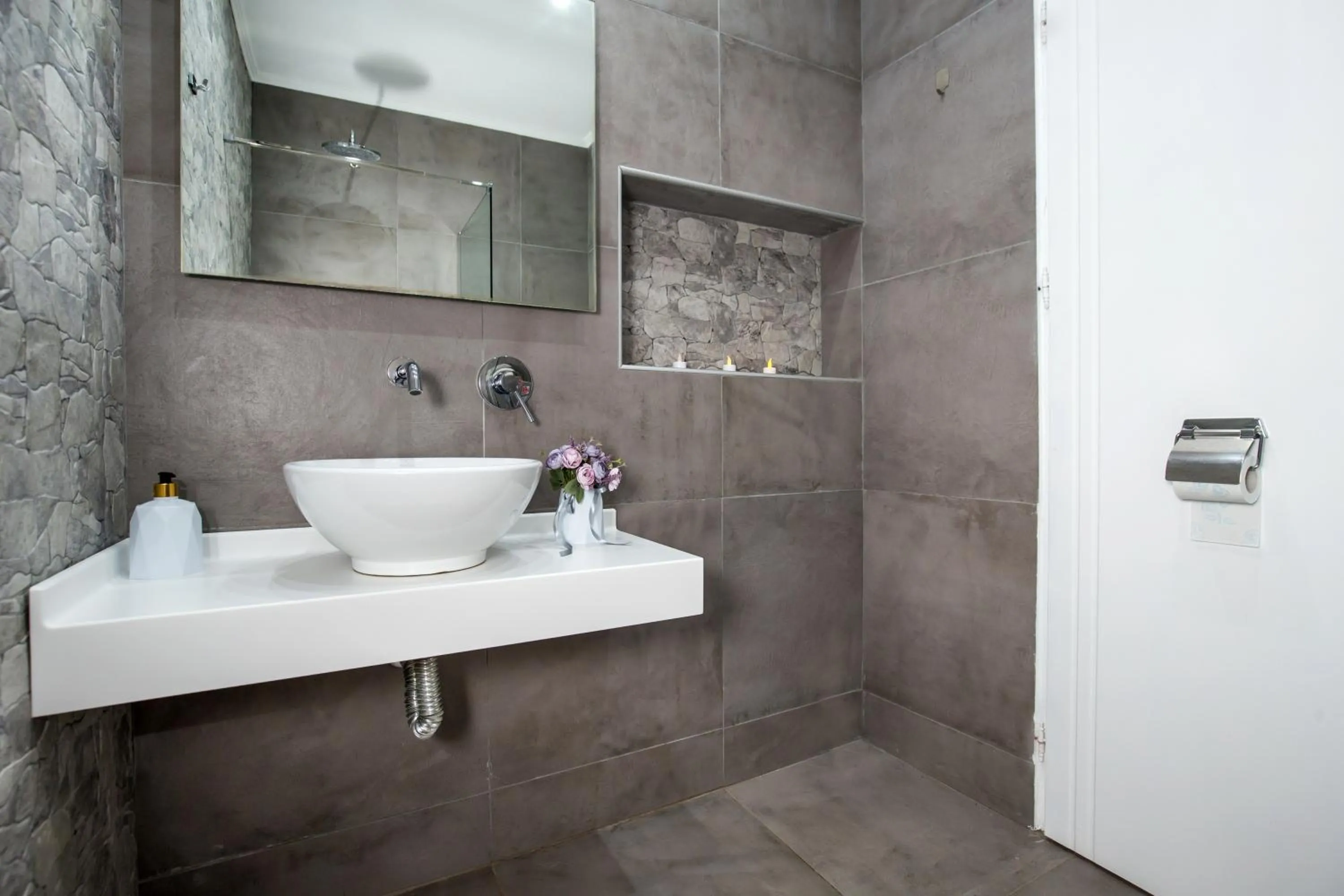 Angels View Apartments