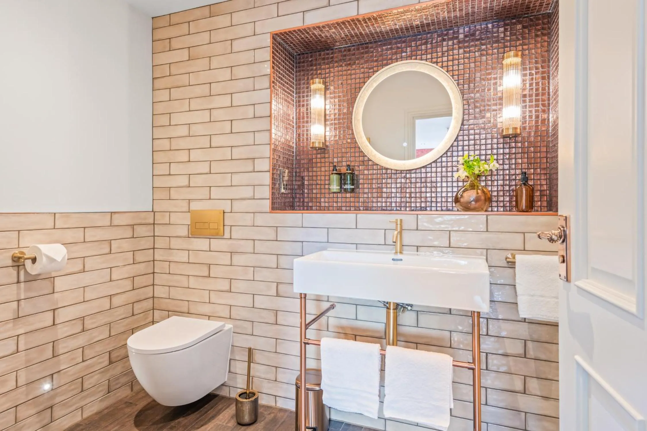 Toilet in The Ley Arms