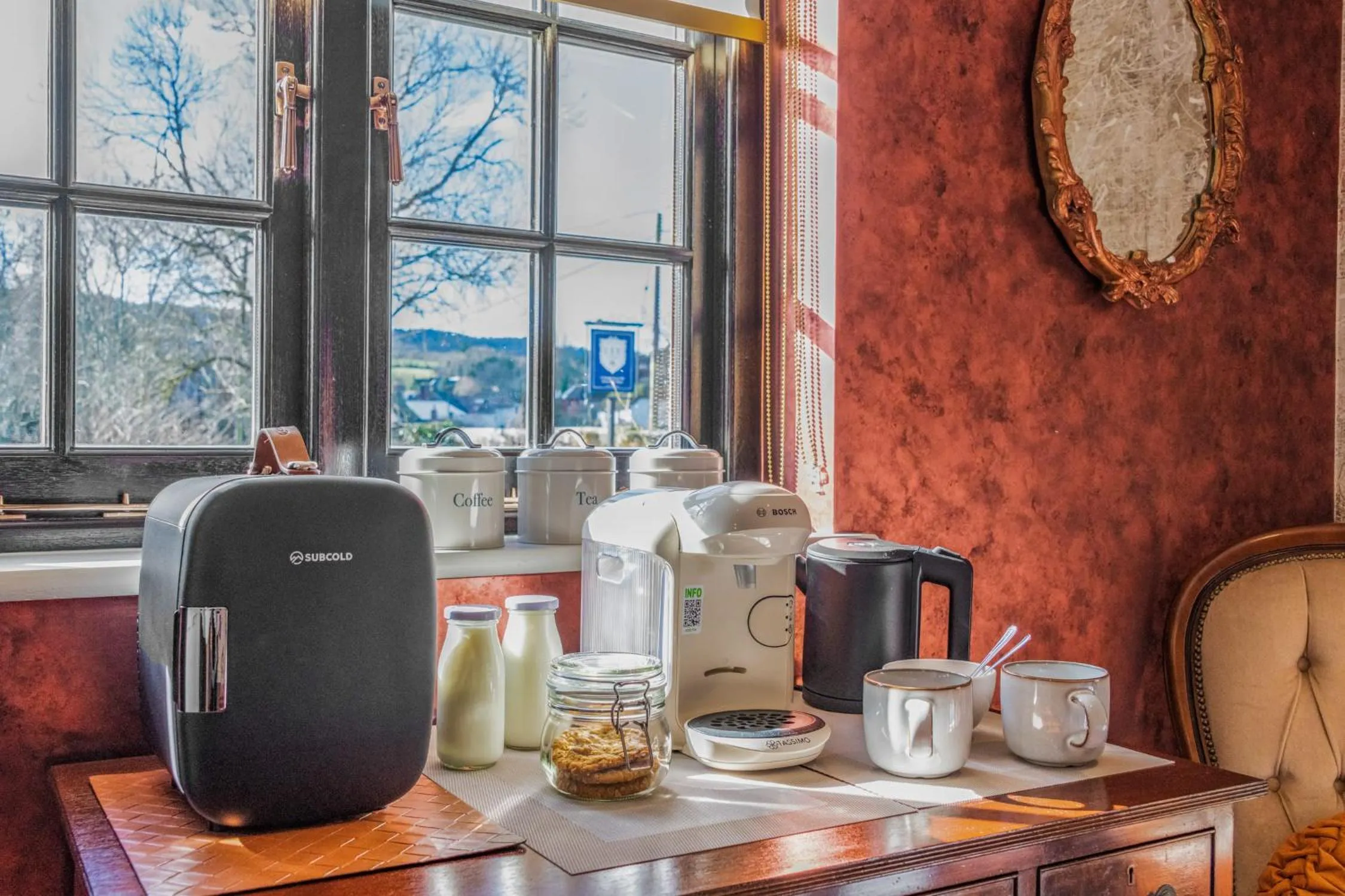 Coffee/tea facilities in The Ley Arms