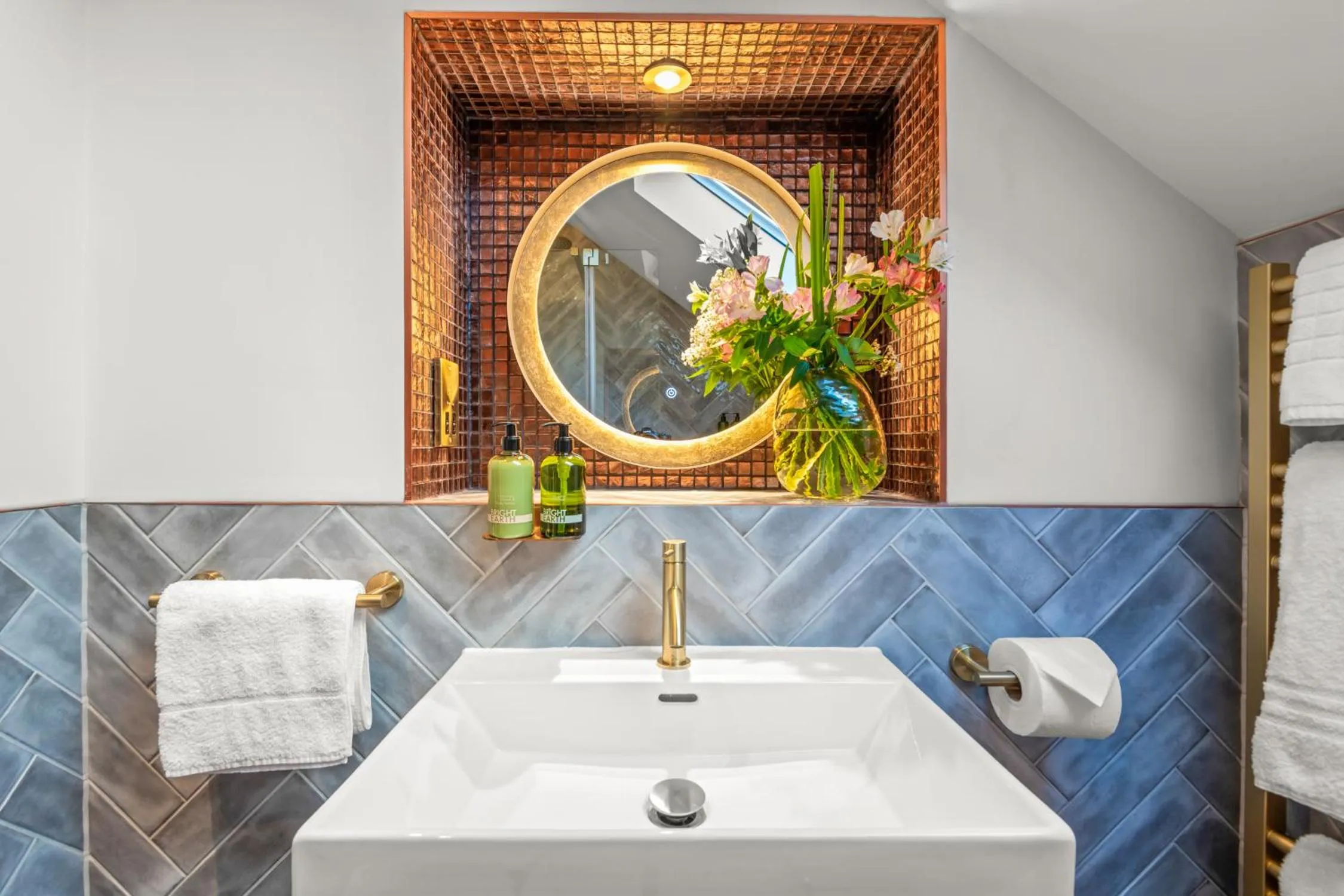 Bathroom in The Ley Arms