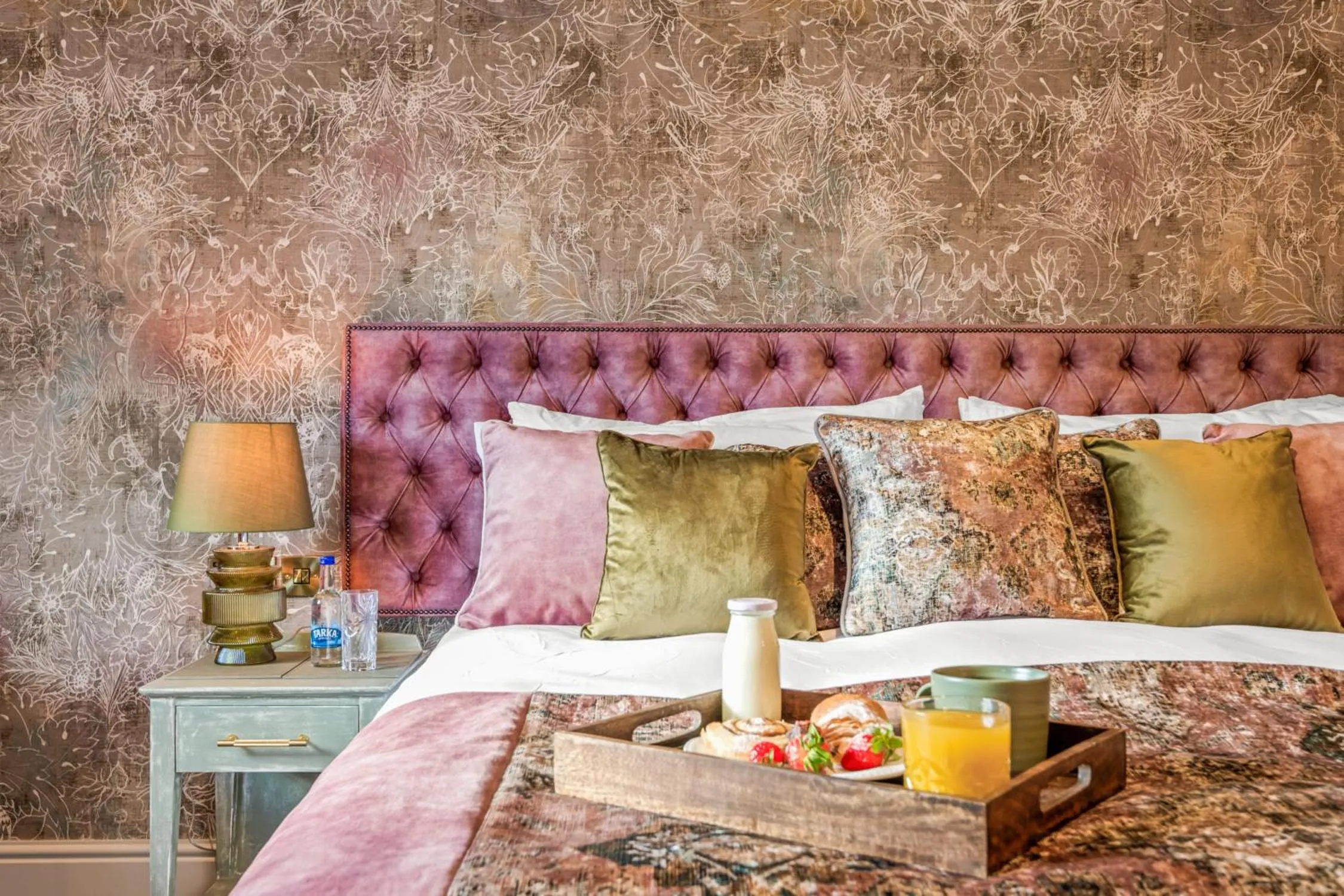 Bedroom, Bed in The Ley Arms