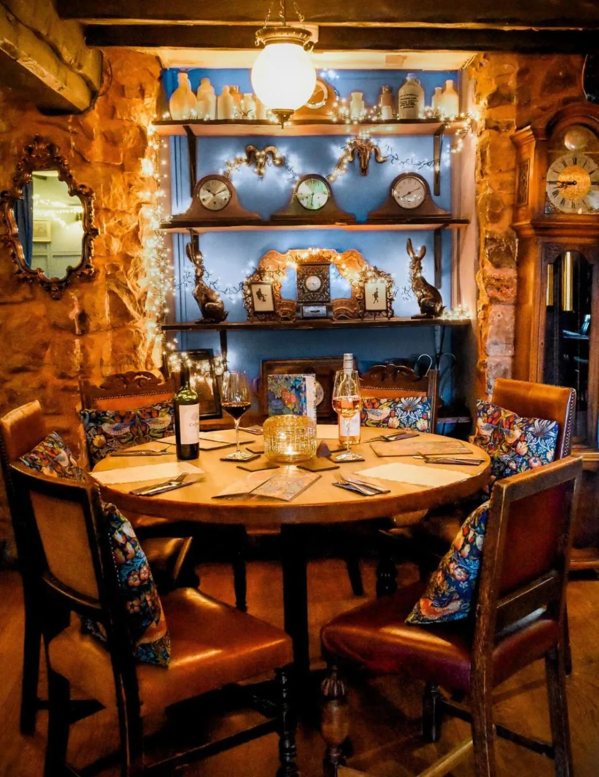 Restaurant/places to eat in The Ley Arms