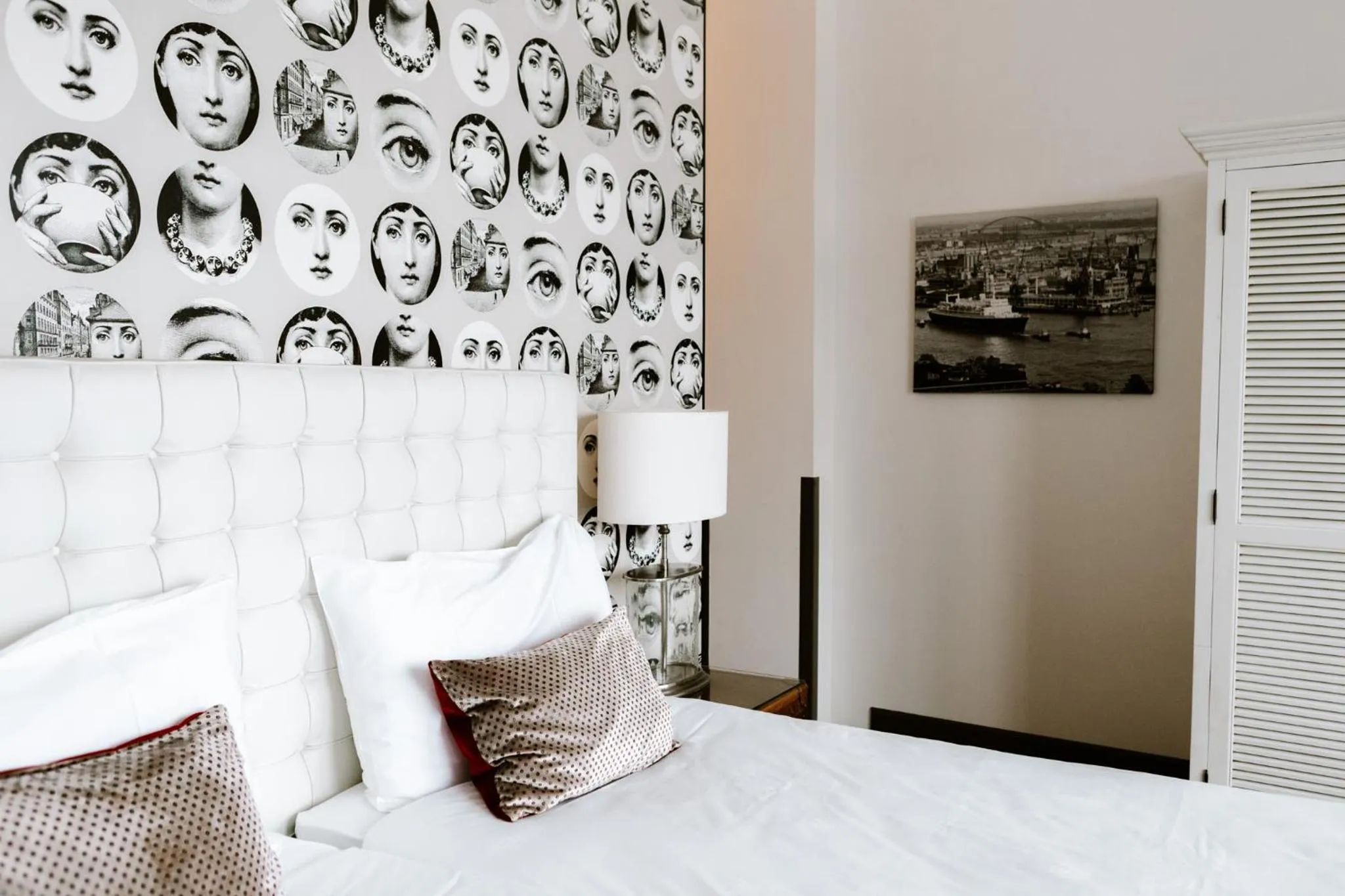 Bedroom, Bed in Hotel New York by WestCord