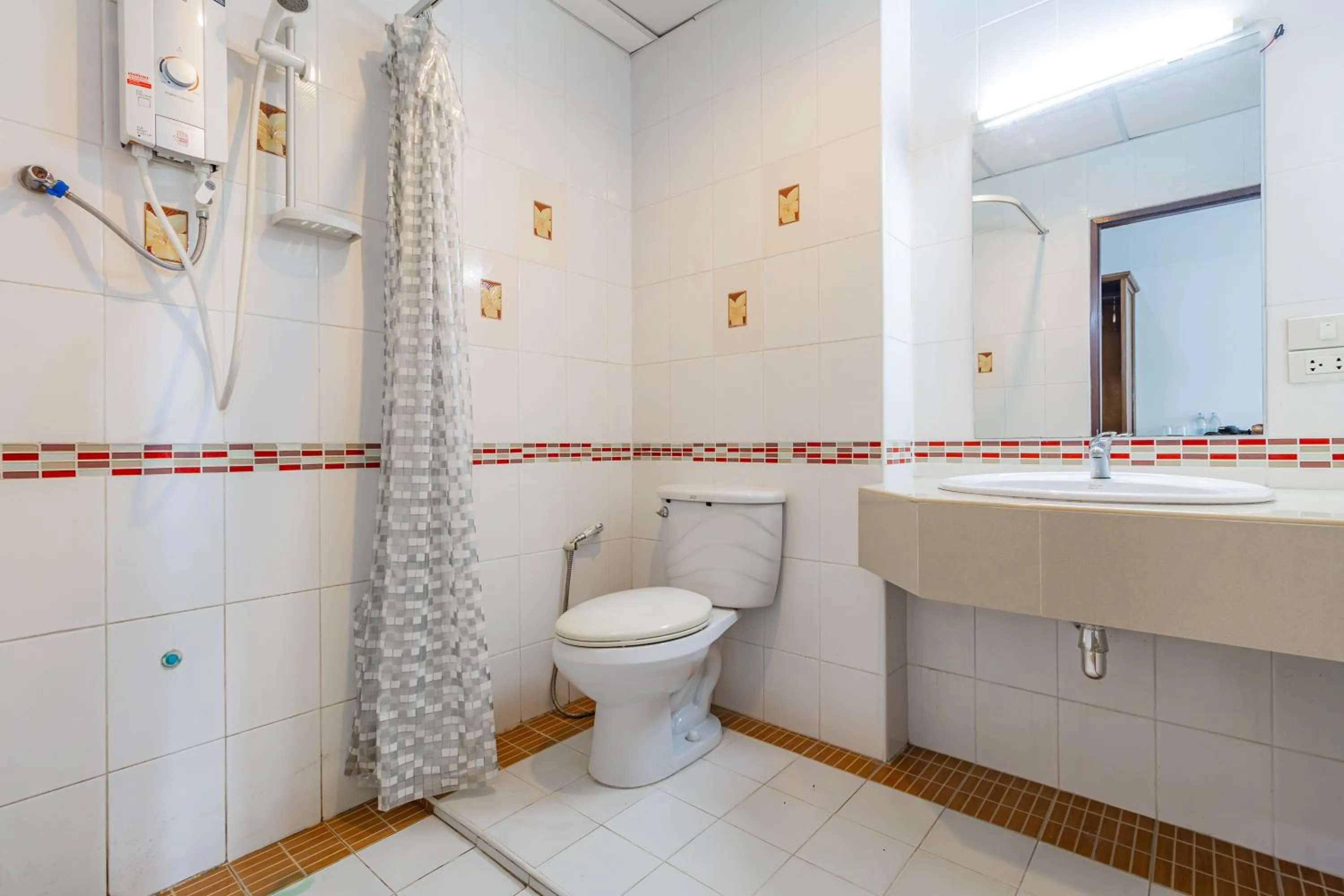 Bathroom in Budget Stars Hotel Chiang Mai