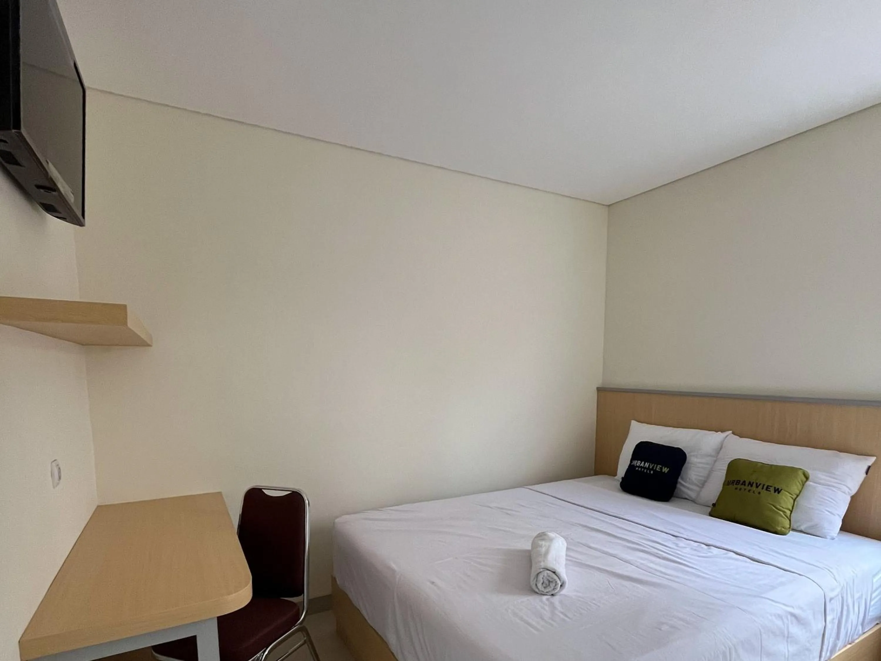 Bedroom, Bed in Urbanview Indria Inn Solo by RedDoorz