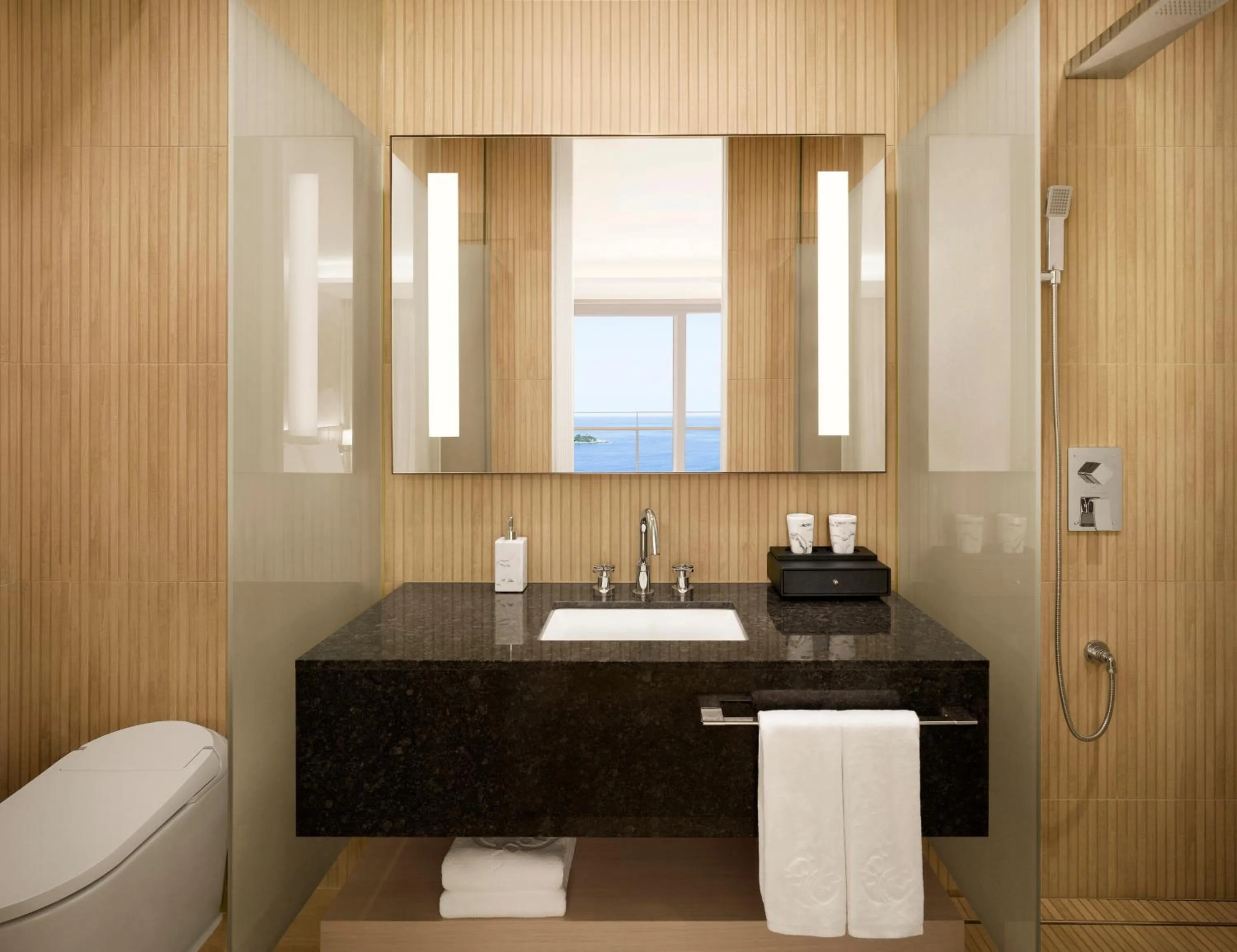 Bathroom in Cassia Sokcho
