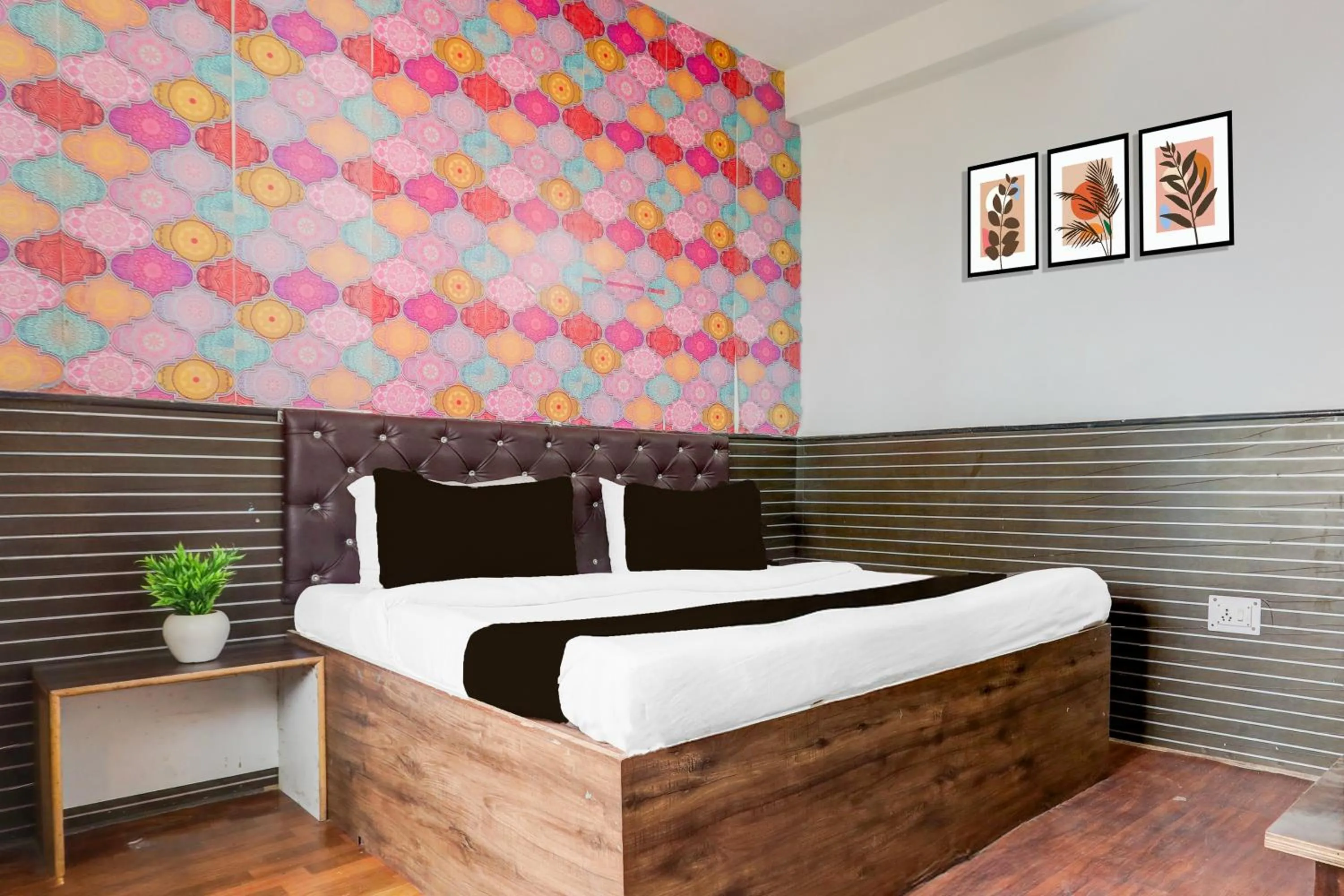 Bedroom, Bed in Super Hotel O Kings Hotel & Banquet