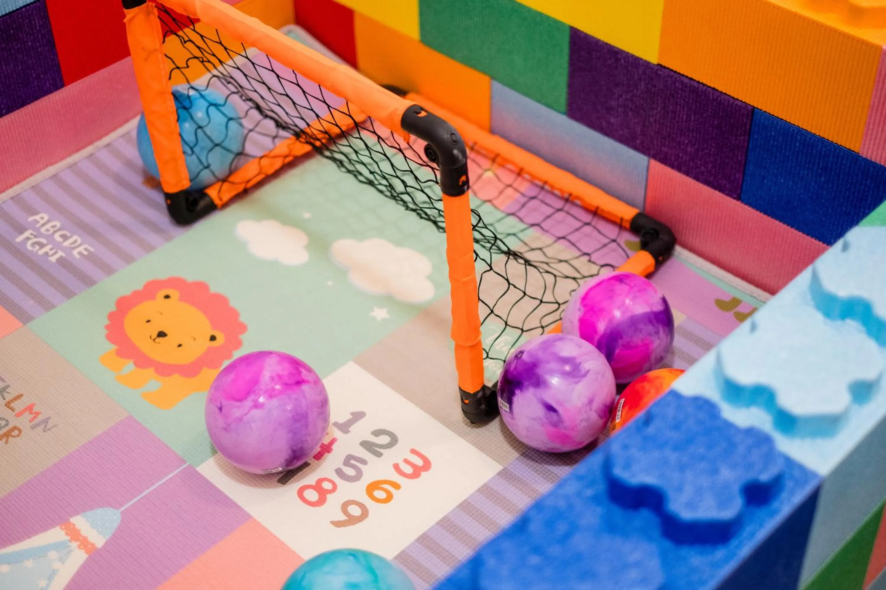 Premium Classy 4Room@Astoria Ampang 12pax 6km KLCC