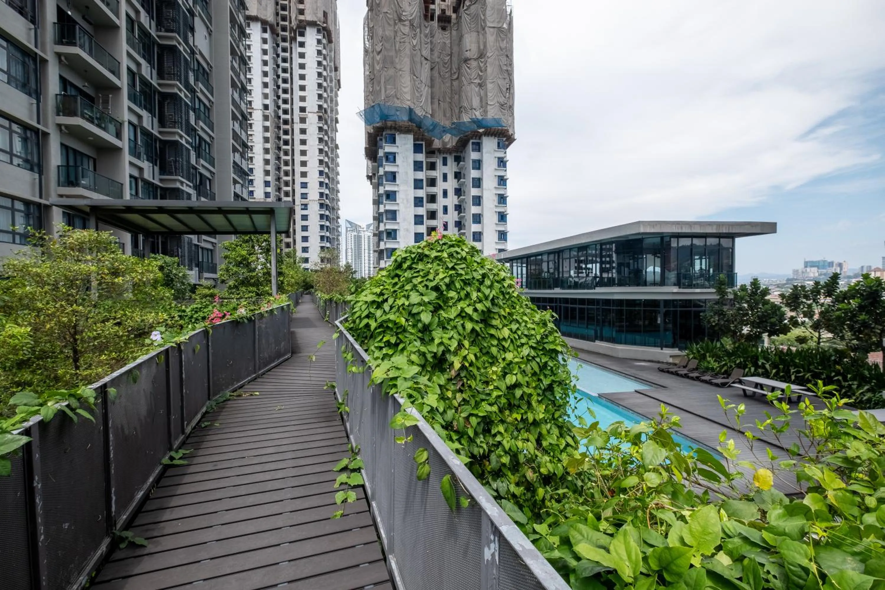 Premium Classy 4Room@Astoria Ampang 12pax 6km KLCC