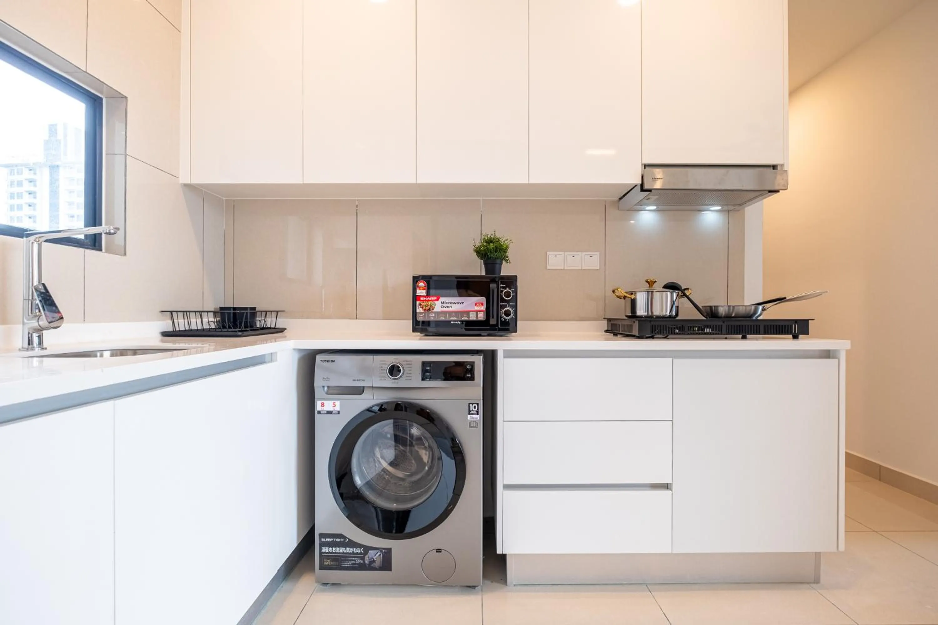 Premium Classy 4Room@Astoria Ampang 12pax 6km KLCC