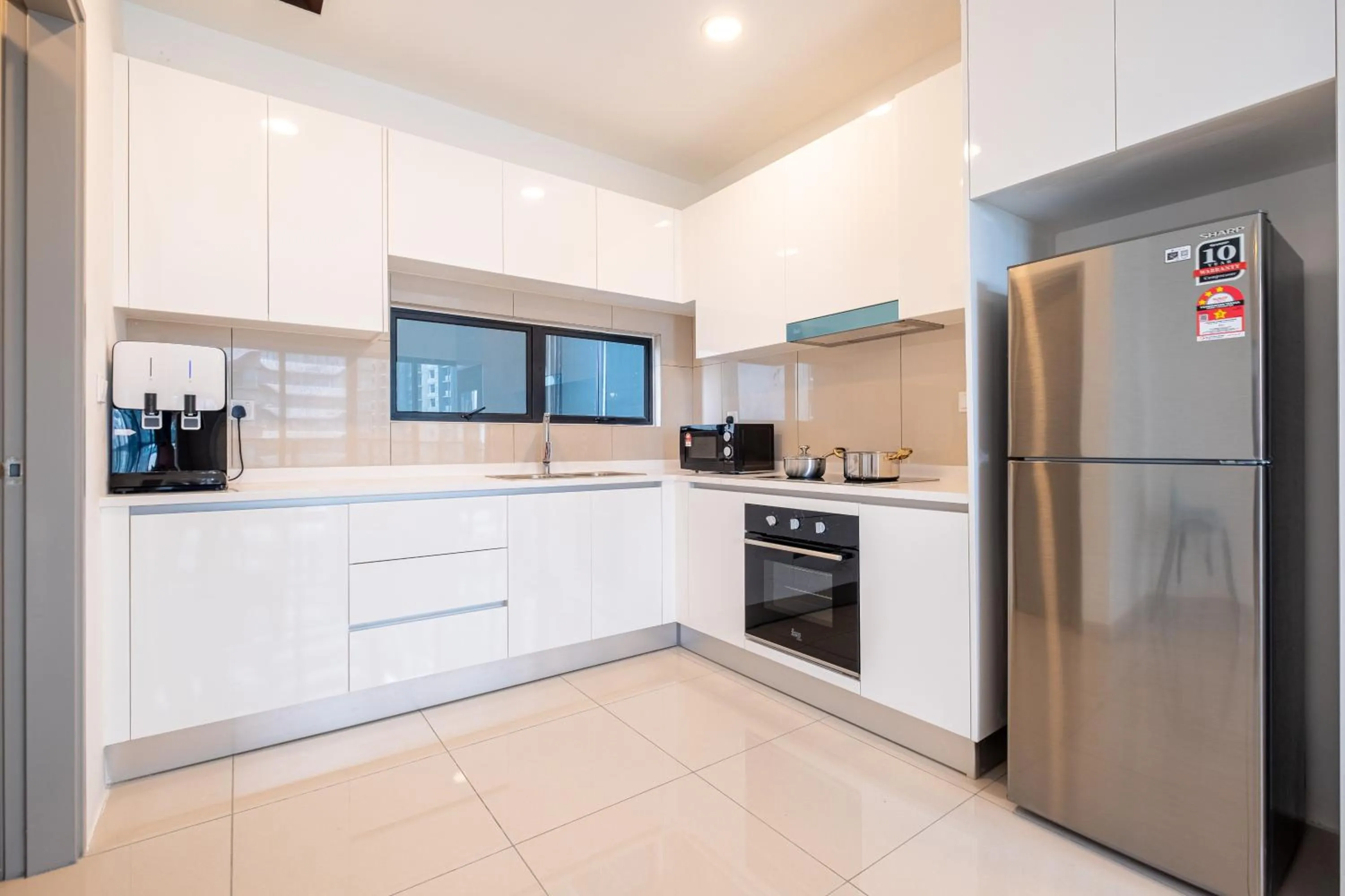 Premium Classy 4Room@Astoria Ampang 12pax 6km KLCC