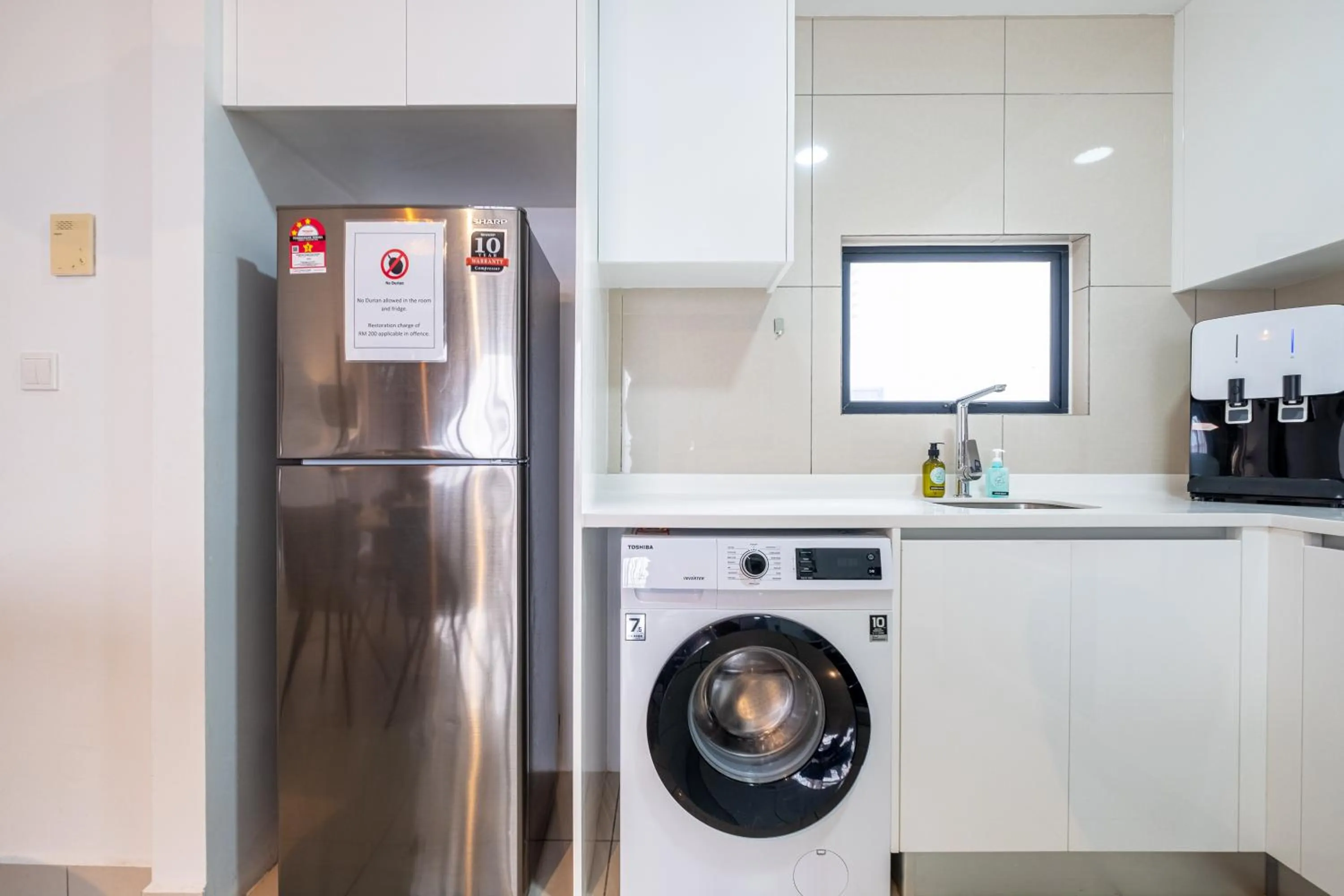 Premium Classy 4Room@Astoria Ampang 12pax 6km KLCC