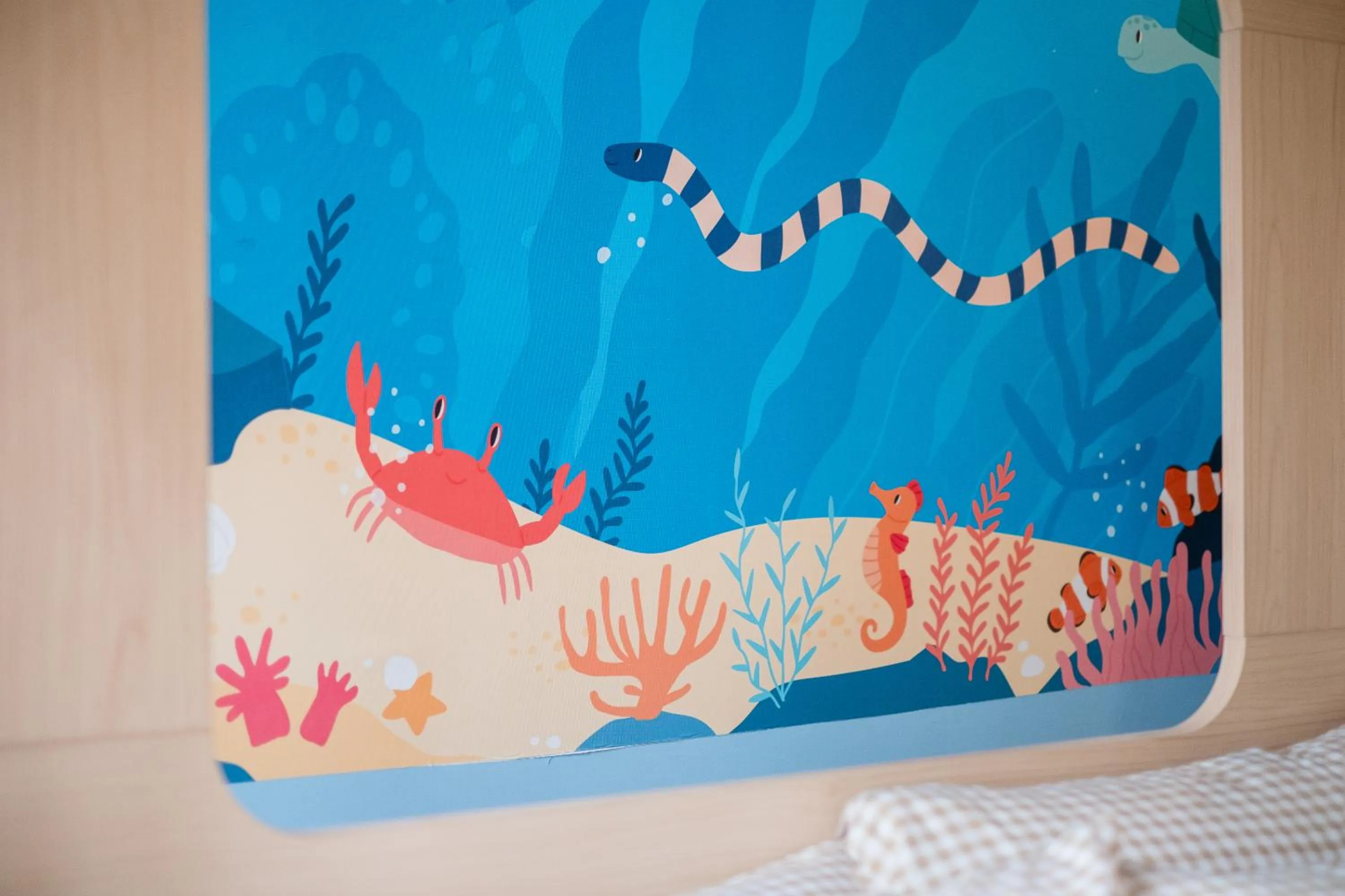 Bed in Premium Classy 4Room@Astoria Ampang 12pax 6km KLCC