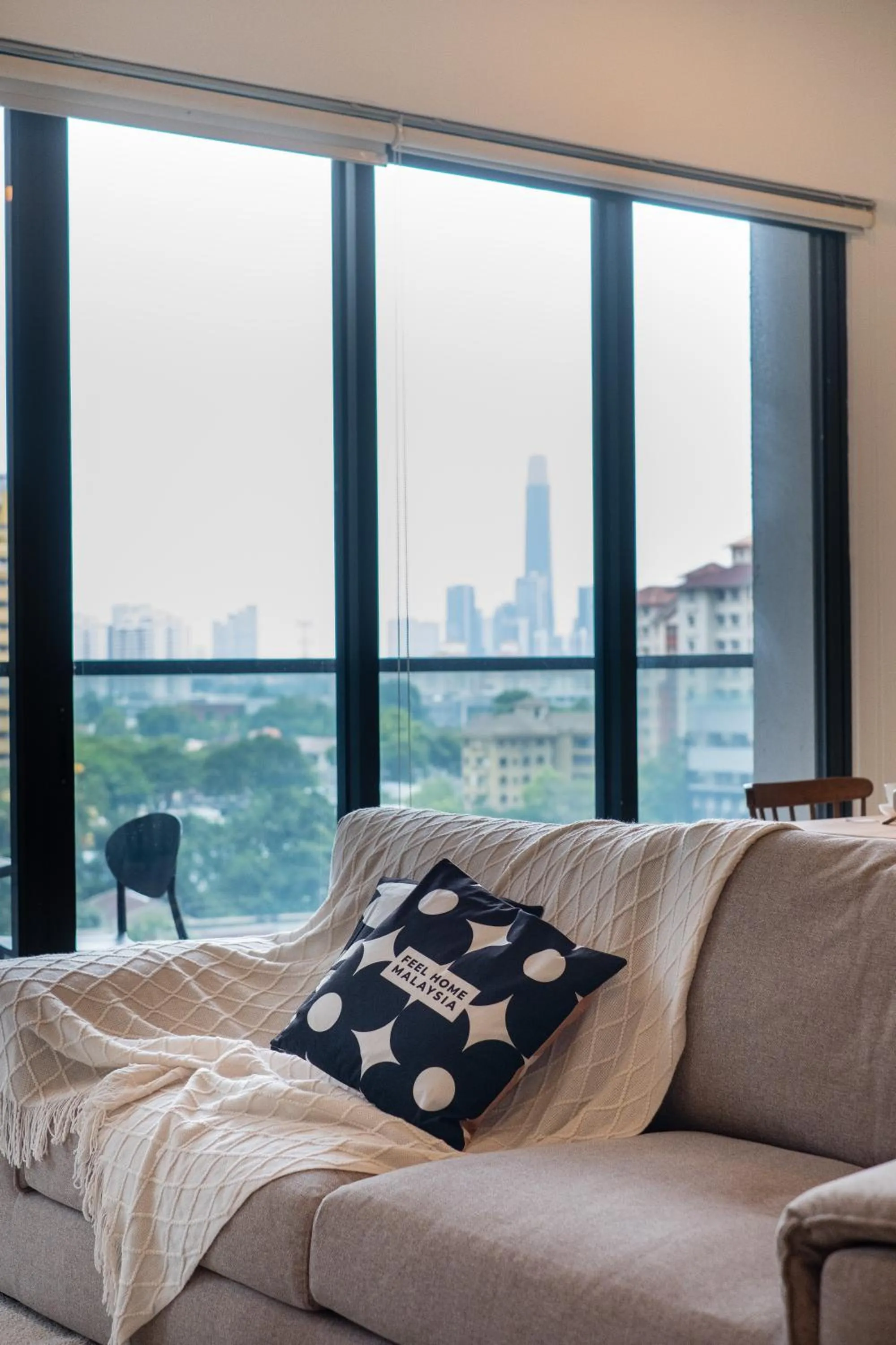 Premium Classy 4Room@Astoria Ampang 12pax 6km KLCC