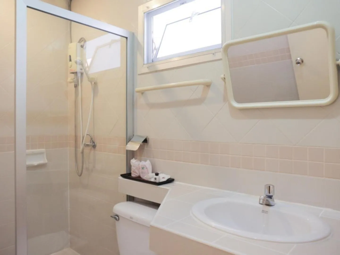 Shower in Kiatthada Resort